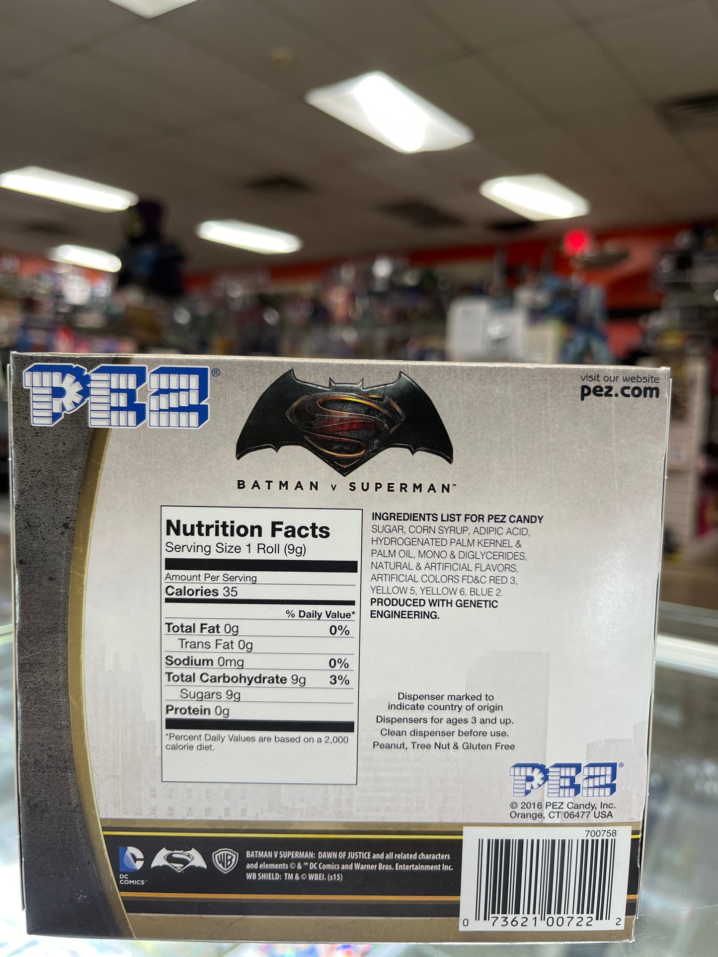 BATMAN V SUPERMAN PEZ CANDY