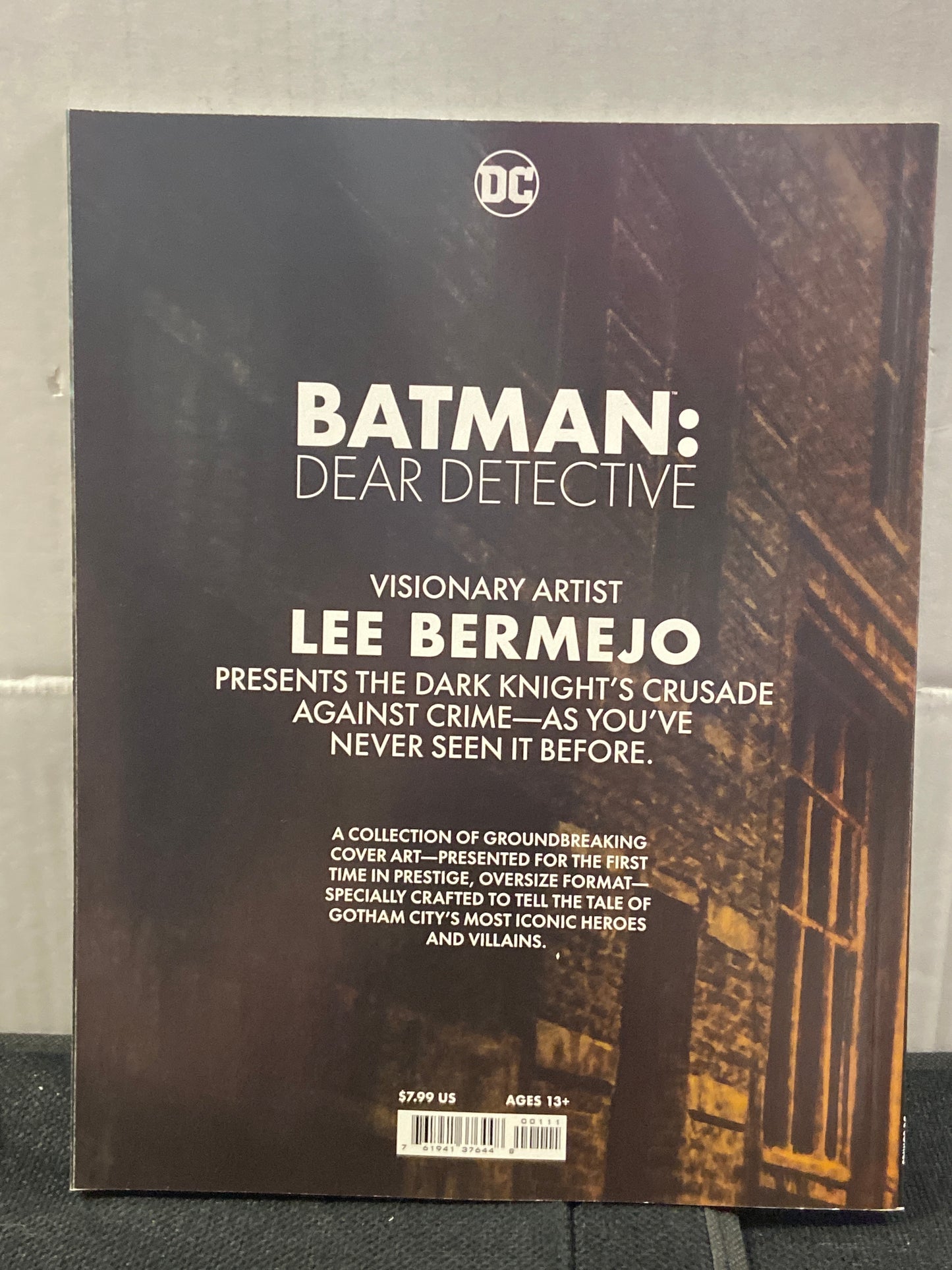 DC BATMAN DEAR DETECTIVE ART BOOK