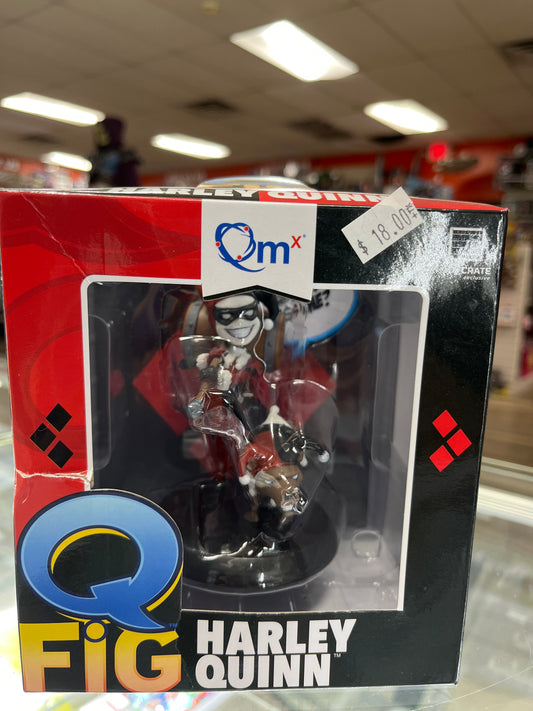 Q FIG HARLEY QUINN