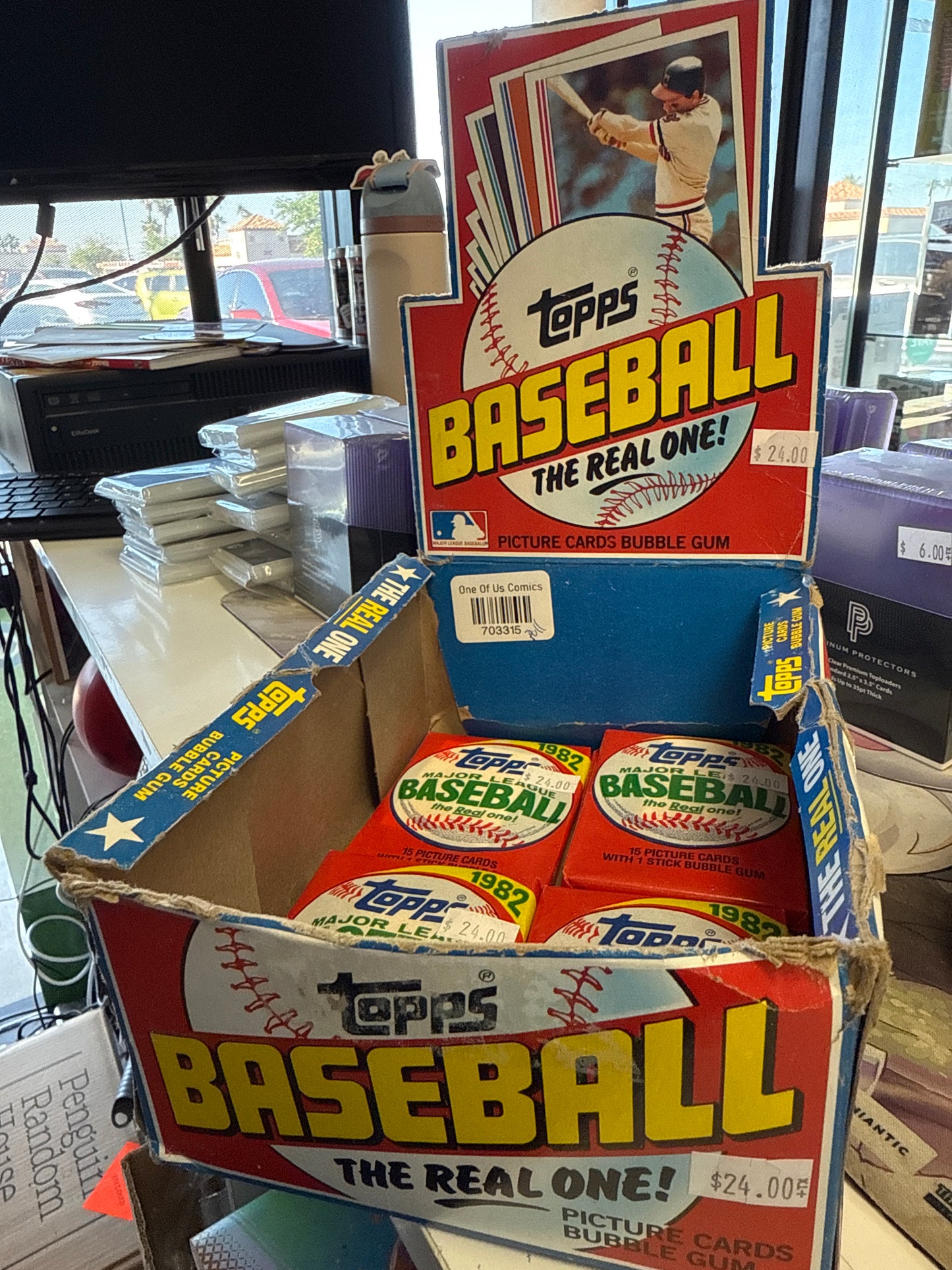 Topps 1982 Major League Baseball cards pack