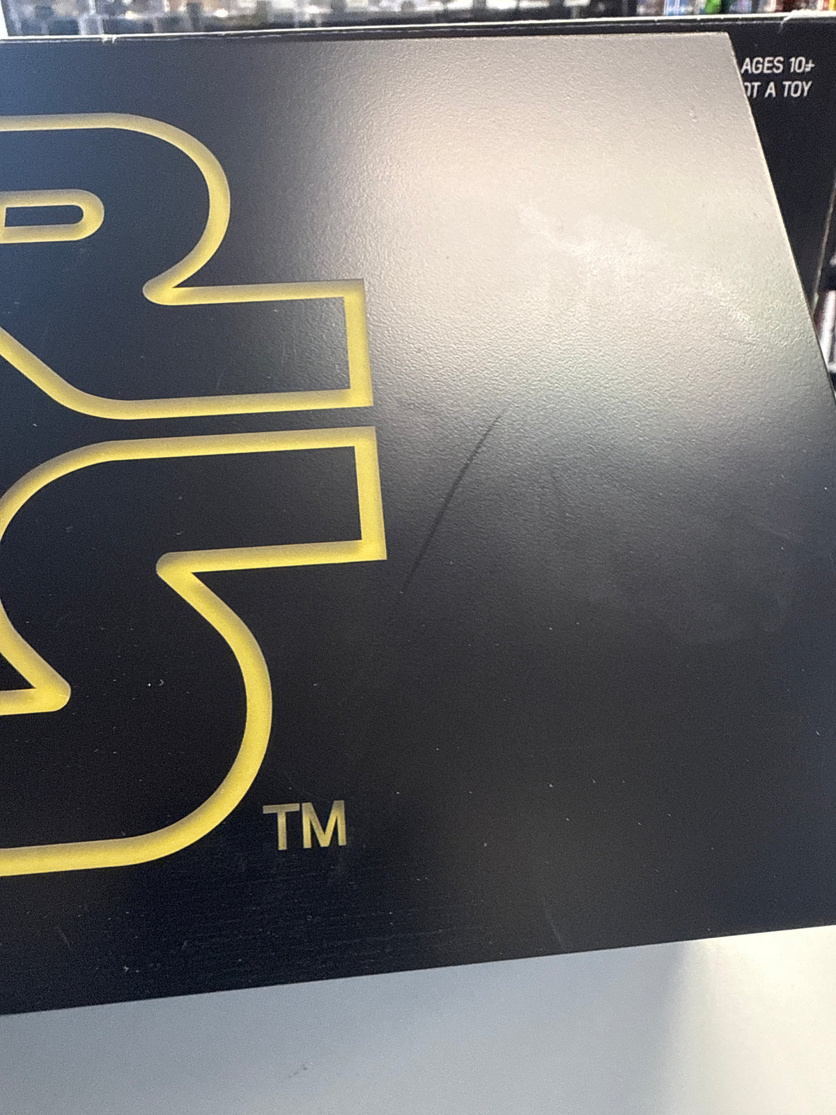 STAR WARS OFFICIALLY BRANDED LIGHT BOX NEW BEEN DISPLAYED
