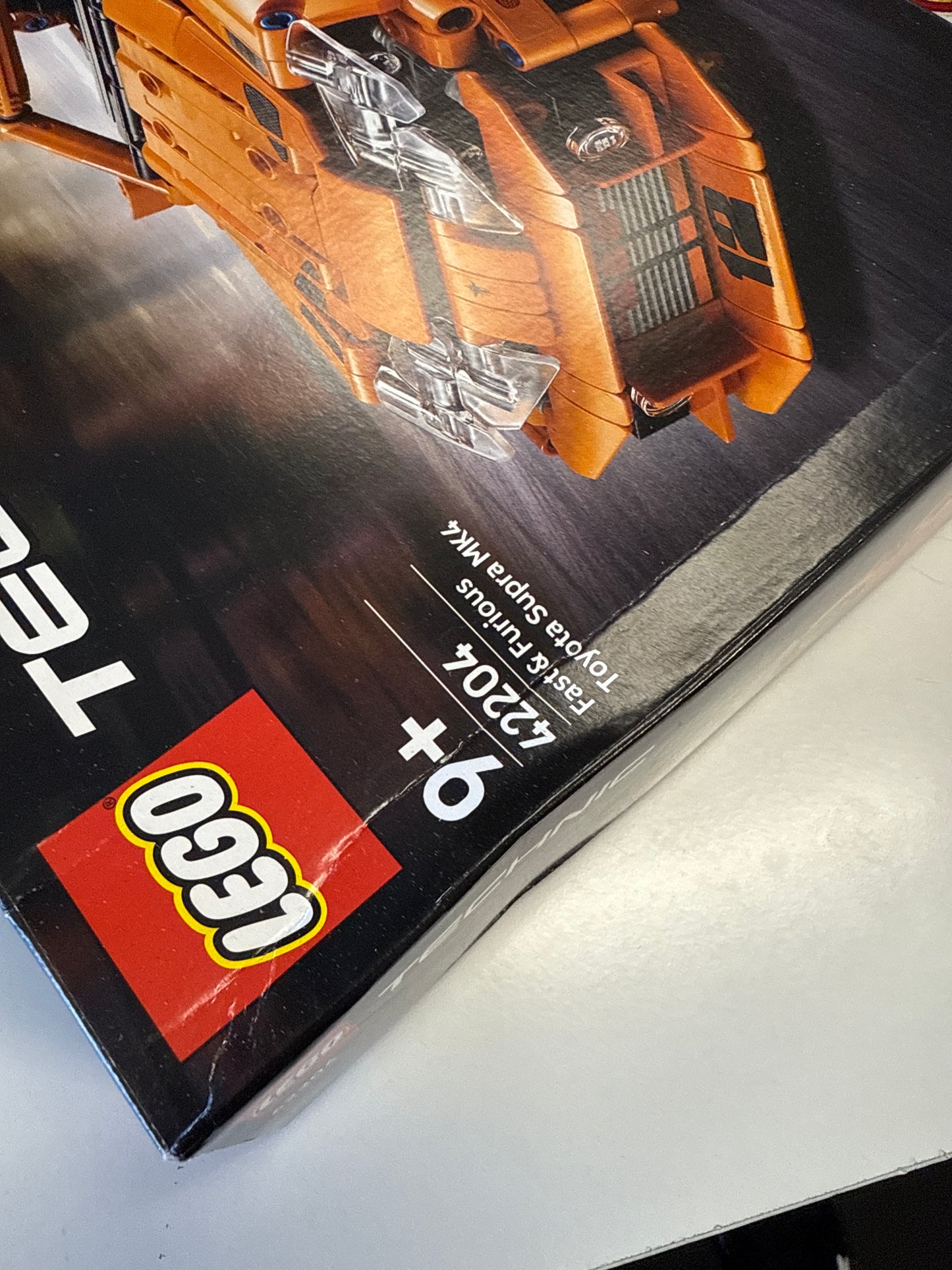 LEGO TECHNIC FAST & FURIOUS TOYOTA SUPRA MK4 42204