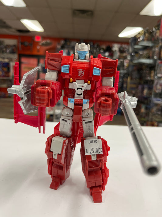 TRANSFORMERS HUNT FOR DECEPTION NIGHT OPS RATCHET COMPLETE VOYAGER