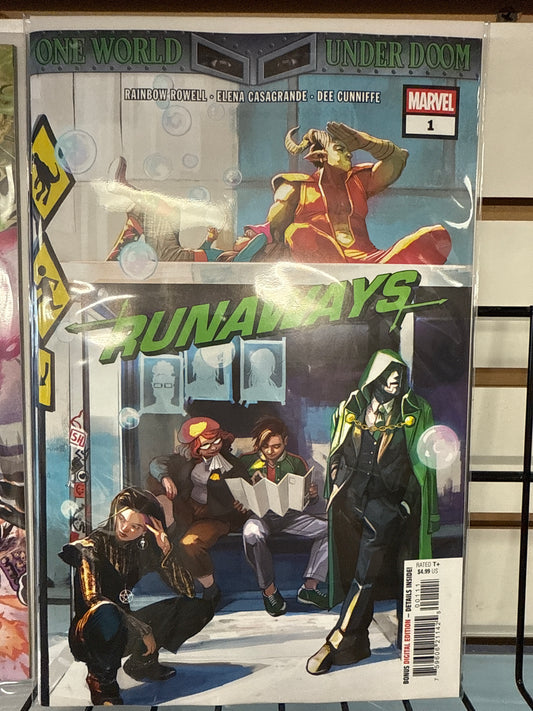 MARVEL COMICS RUNAWAYS #1