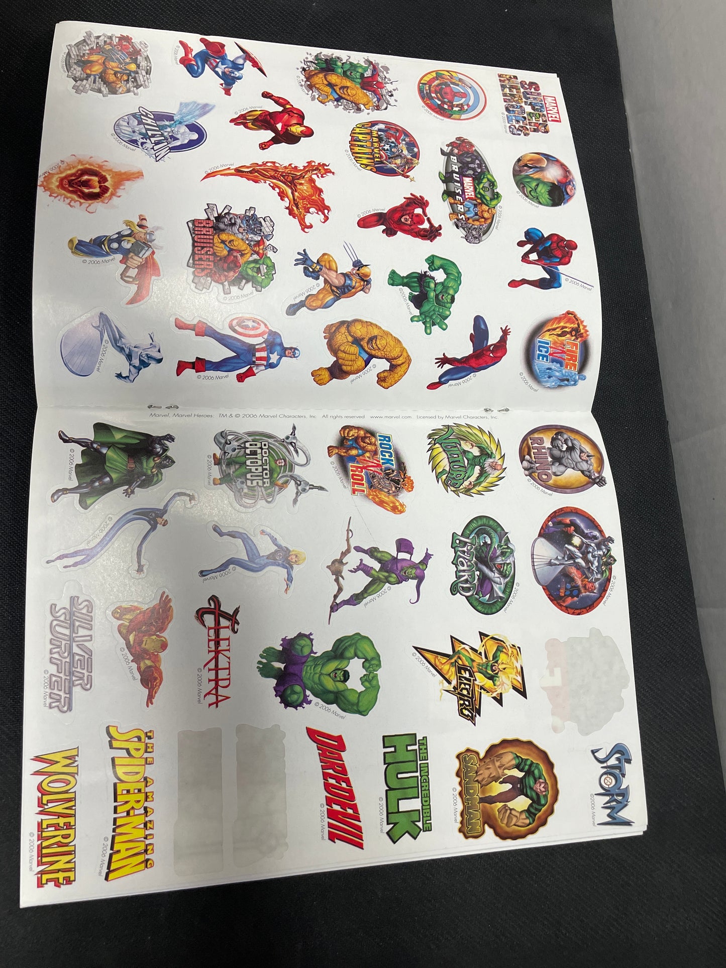 MARVEL ACTIVITY BOOK 2006 BENDON W/ STICKERS & POSTER!! (HTF VINTAGE BENDON ACTIVITY BOOK)