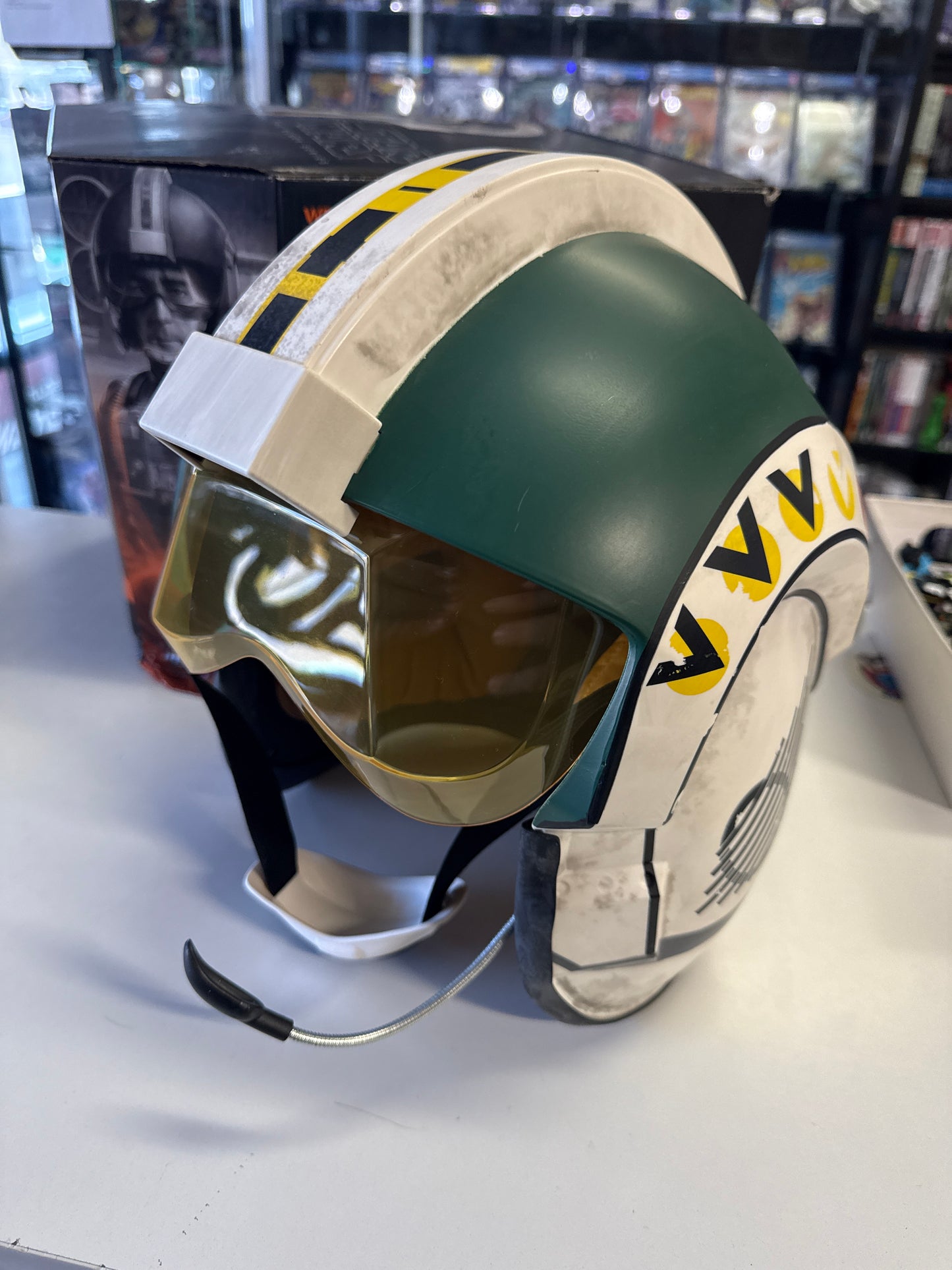 HASBRO BLACK SERIES WEDGE ANTILLES HELMET W/ BOX COLLECTABLE ADULT COLLECTABLE