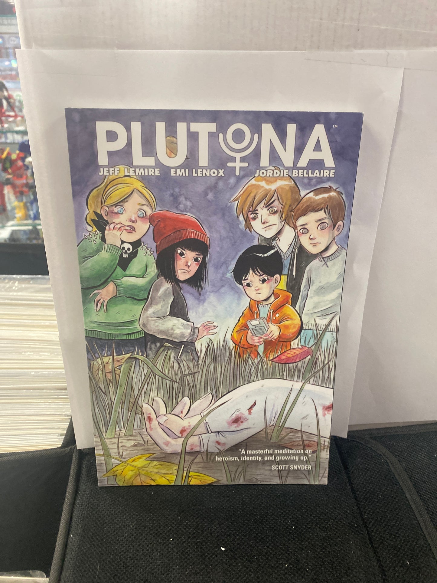 IMAGE COMICS PLUTONA(2017)