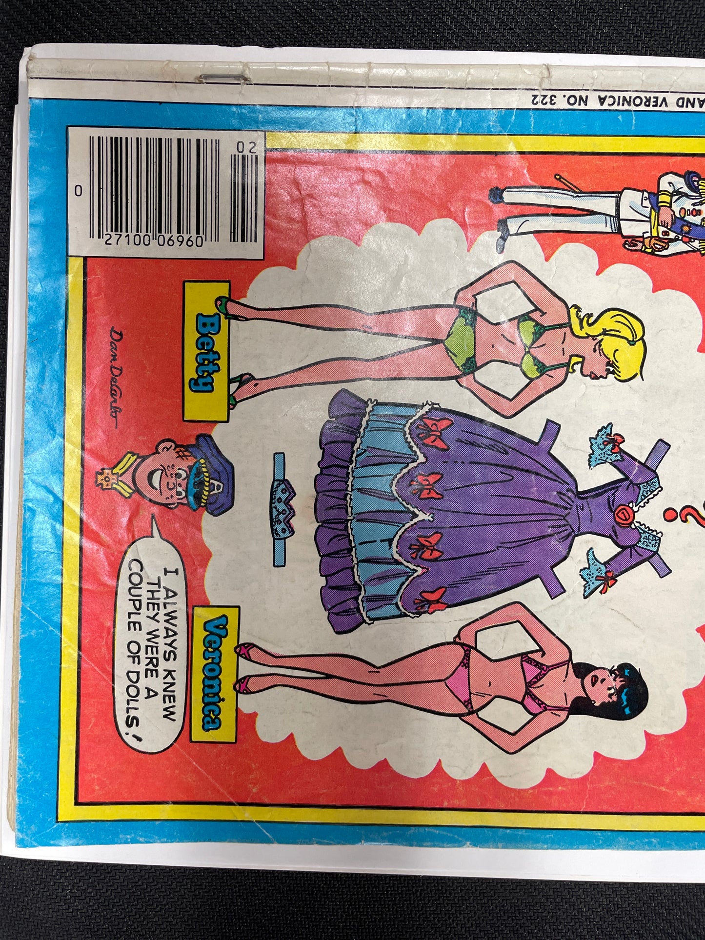 ARCHIES GIRLS BETTY & VERONICA #322 (1983, CANADIAN PRICE VARIANT!) DAN DECARLO COVER! FINE-