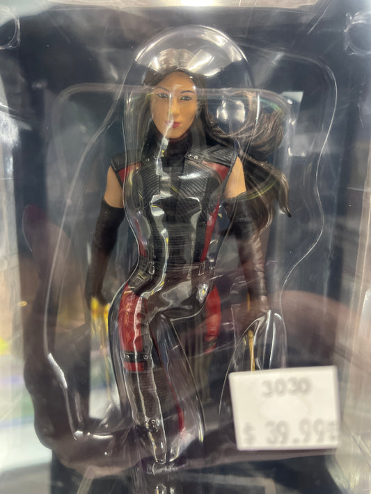 MARVEL GALLERY ELEKTRA