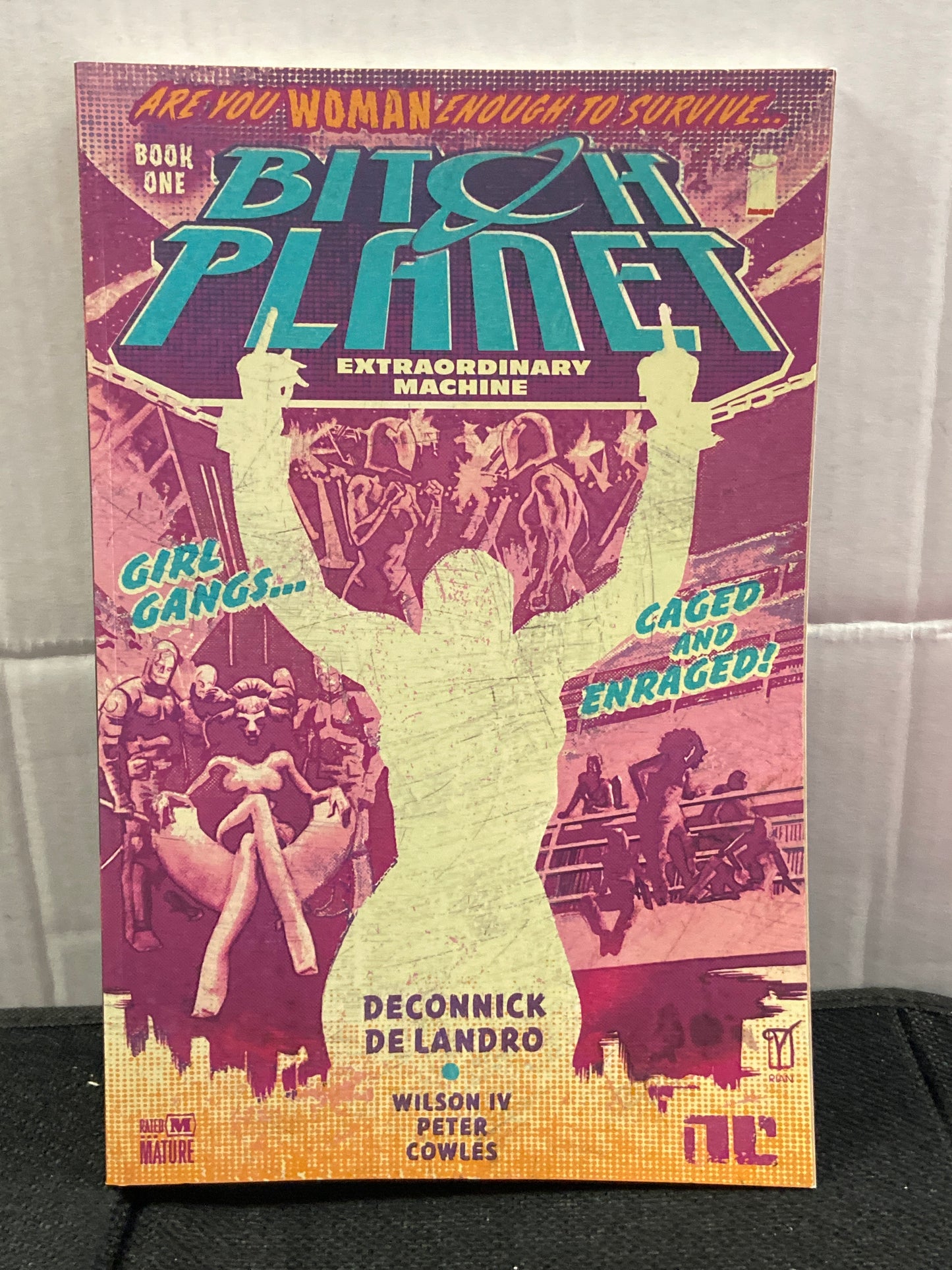 IMAGE COMICS BITCH PLANET DECONICK/ DE LANDRO BOOK 1