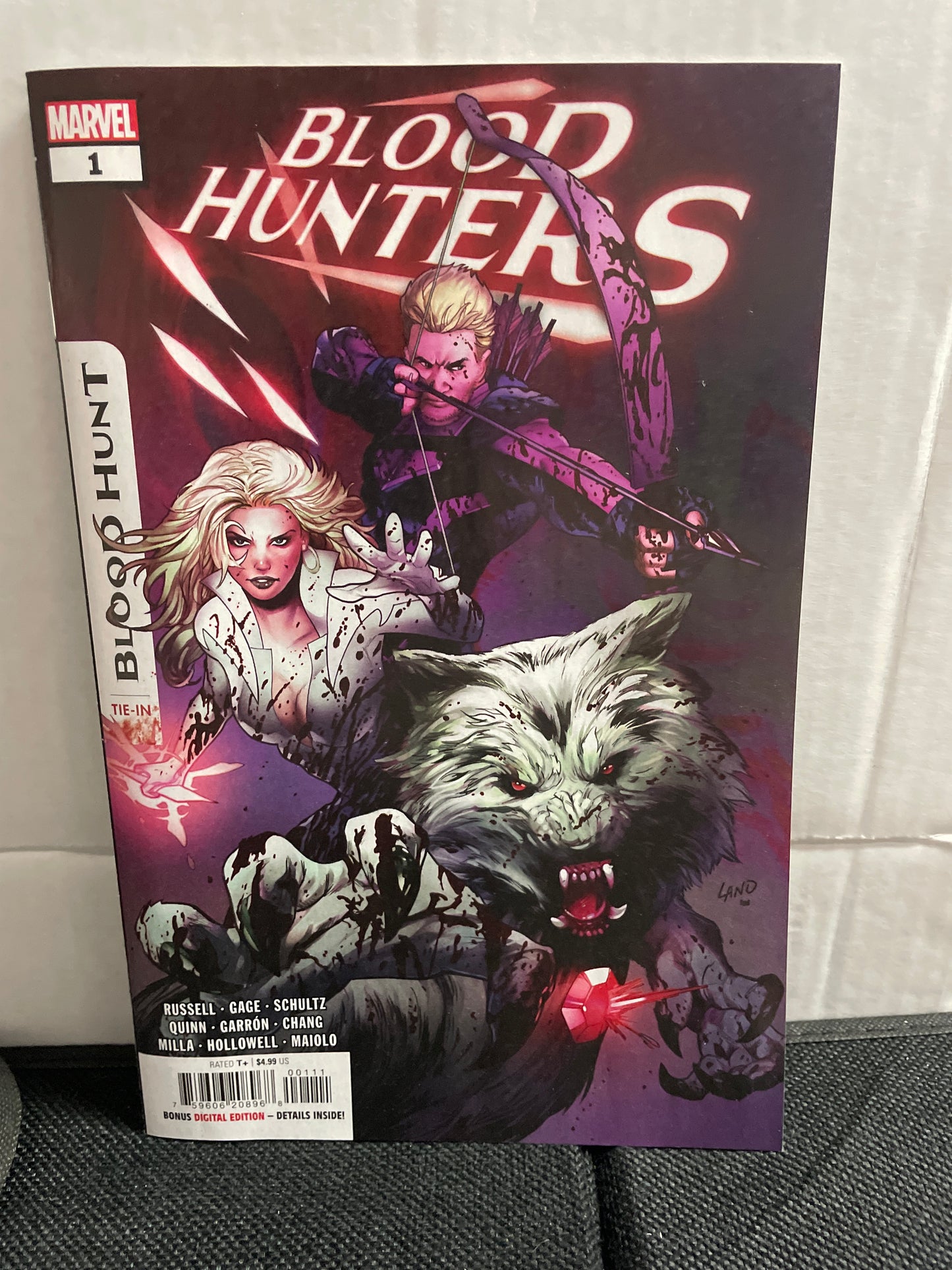 BLOOD HUNTERS #1 (2024)