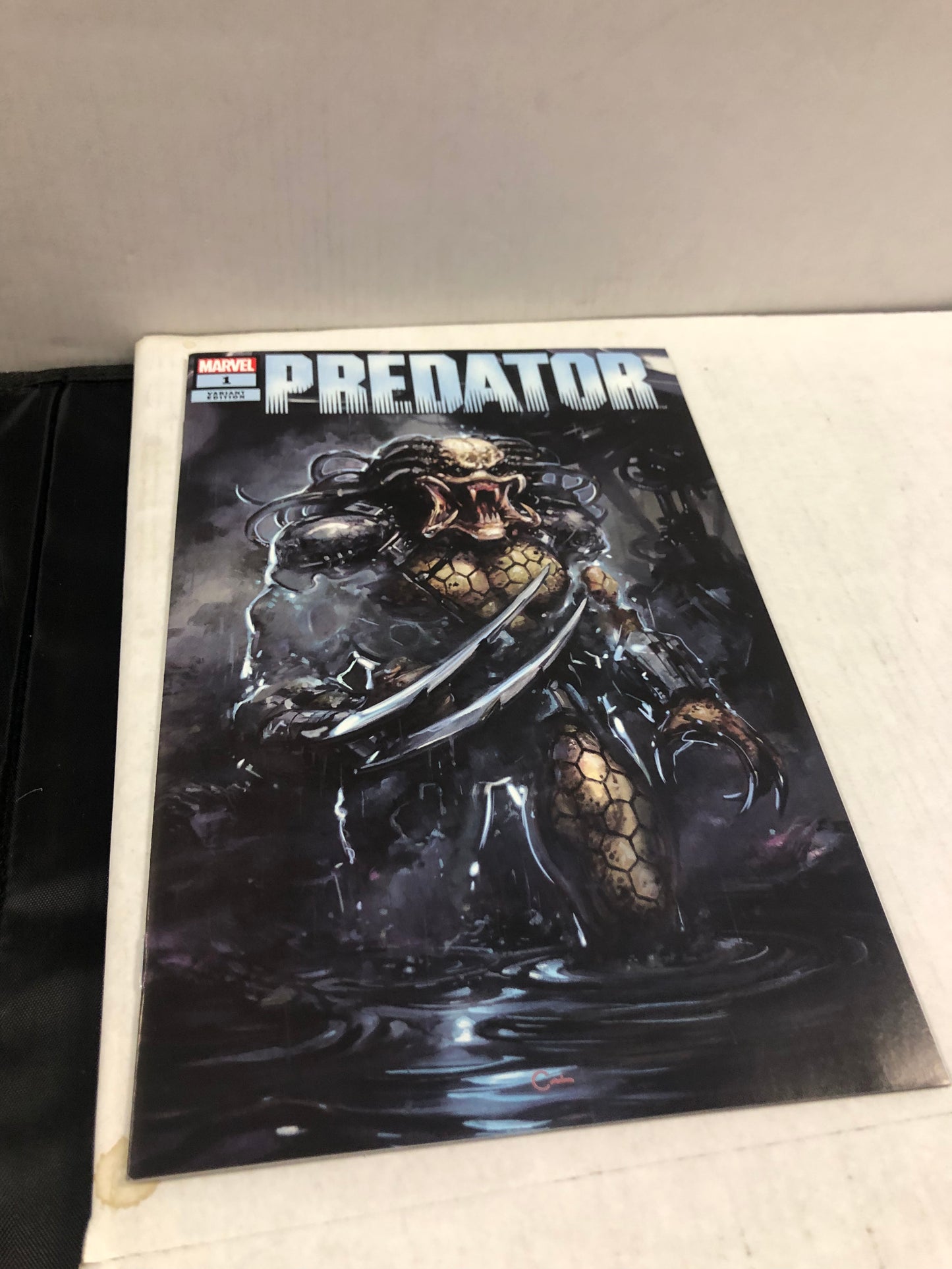 MARVEL COMICS PREDATOR 1 BLACK FLAG COMICS EXCLUSIVE CRAIN VARIANT NM