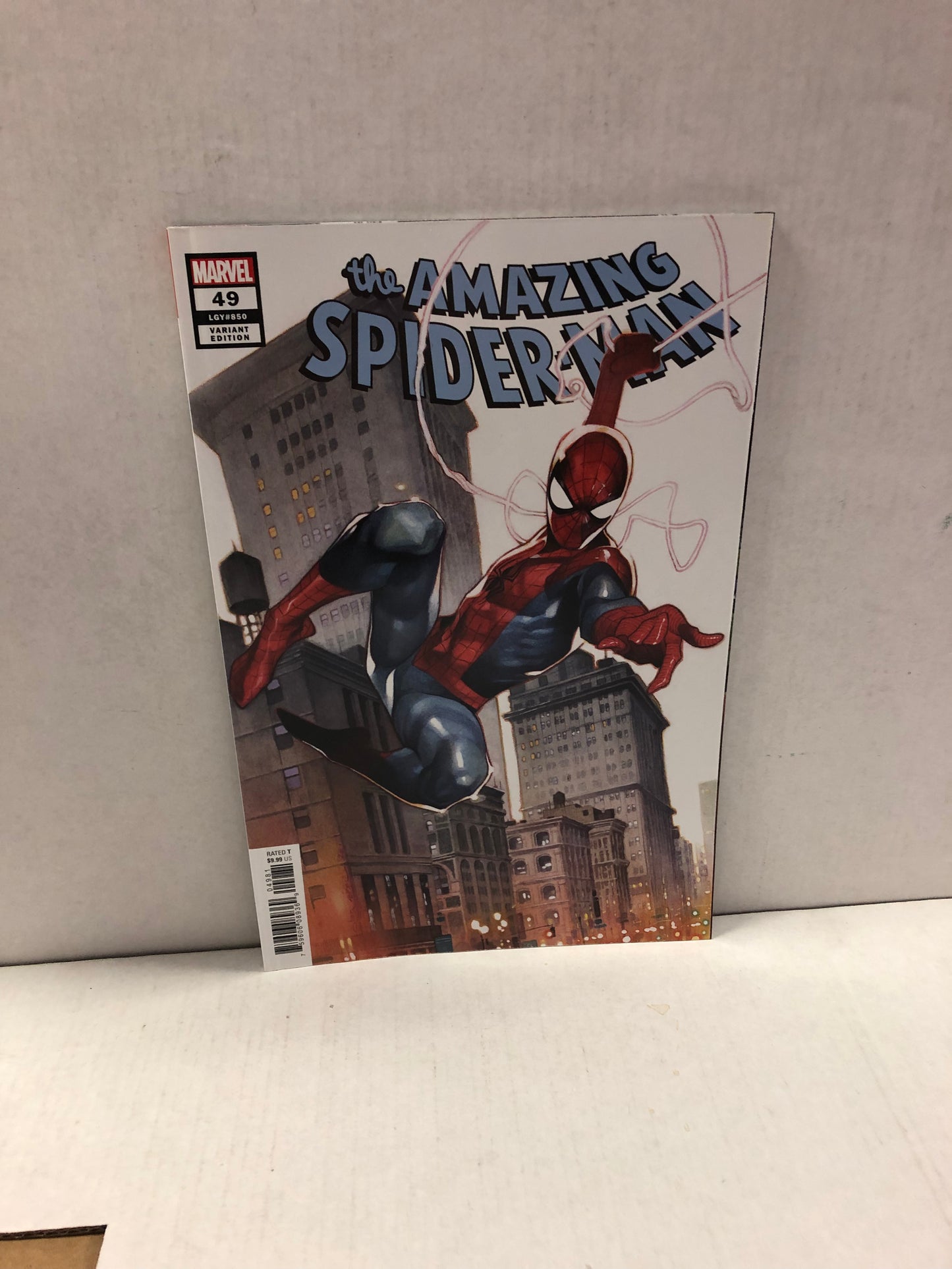 MARVEL COMICS THE AMAZING SPIDER-MAN 49 (2020) VARIANT VF+ WP