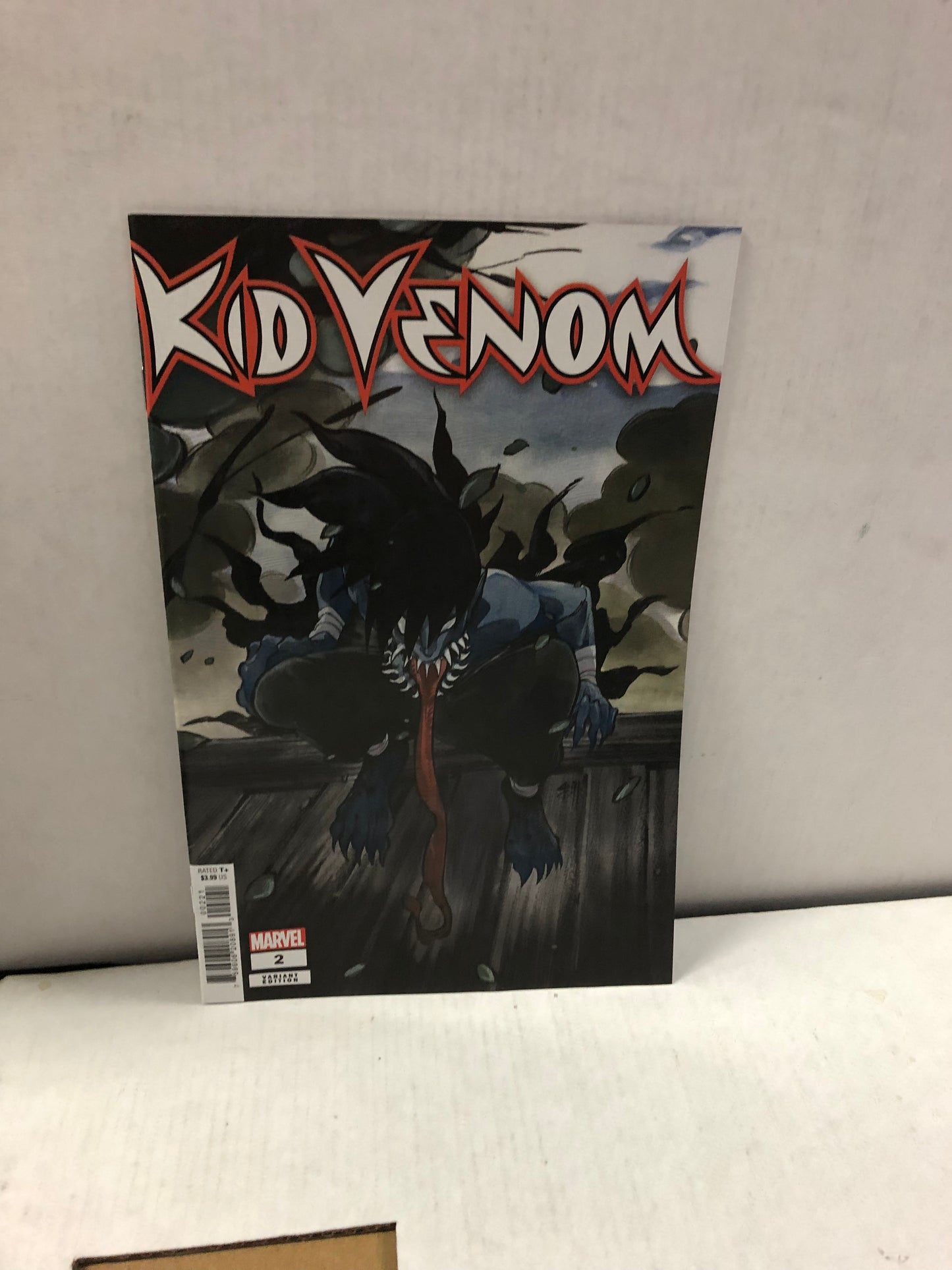 MARVEL COMICS KID VENOM 2 VARIANT