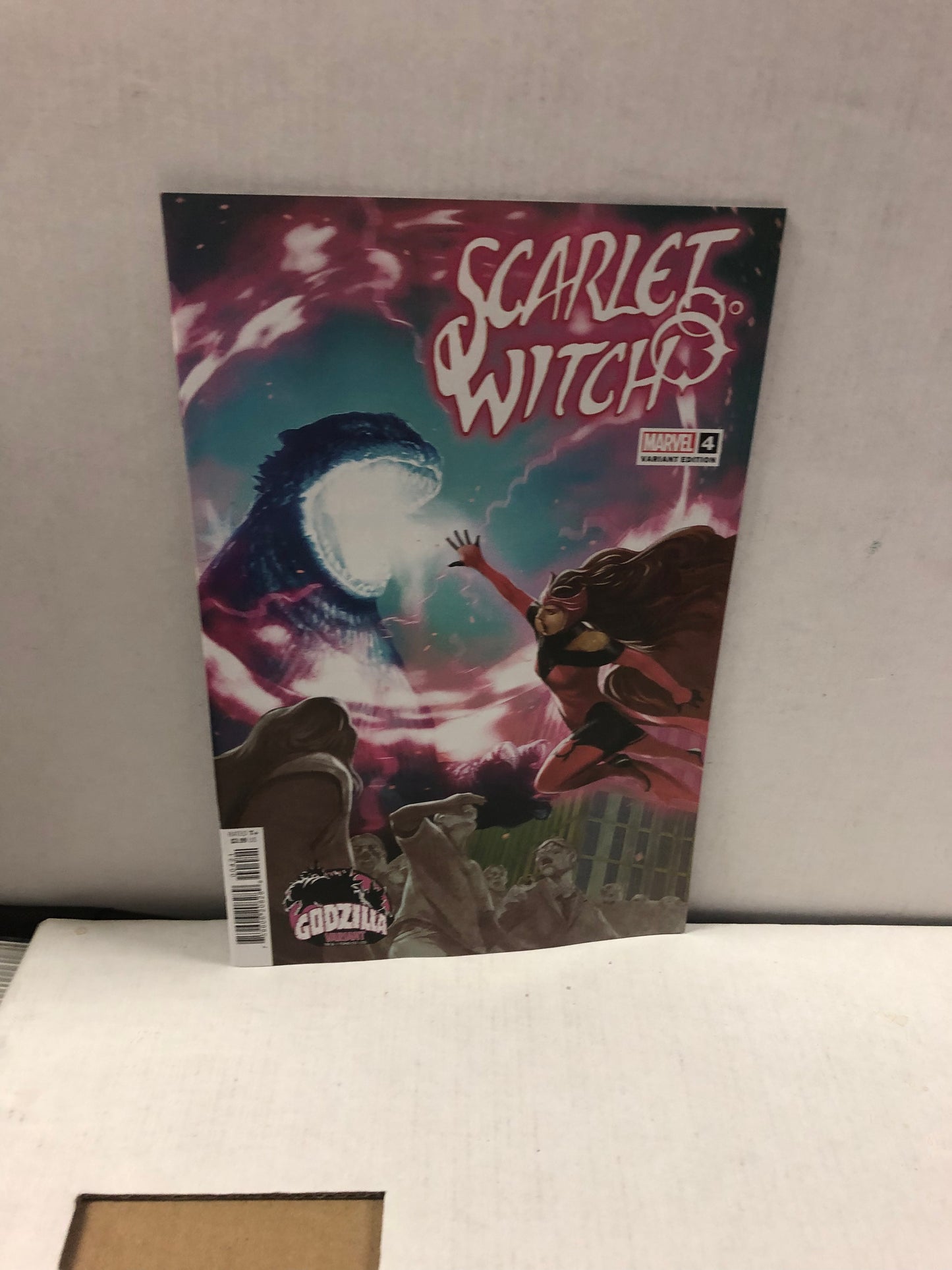 MARVEL COMICS SCARLET WITCH 4 VARIANT