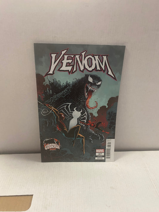 MARVEL COMICS VENOM 37 VARIANT