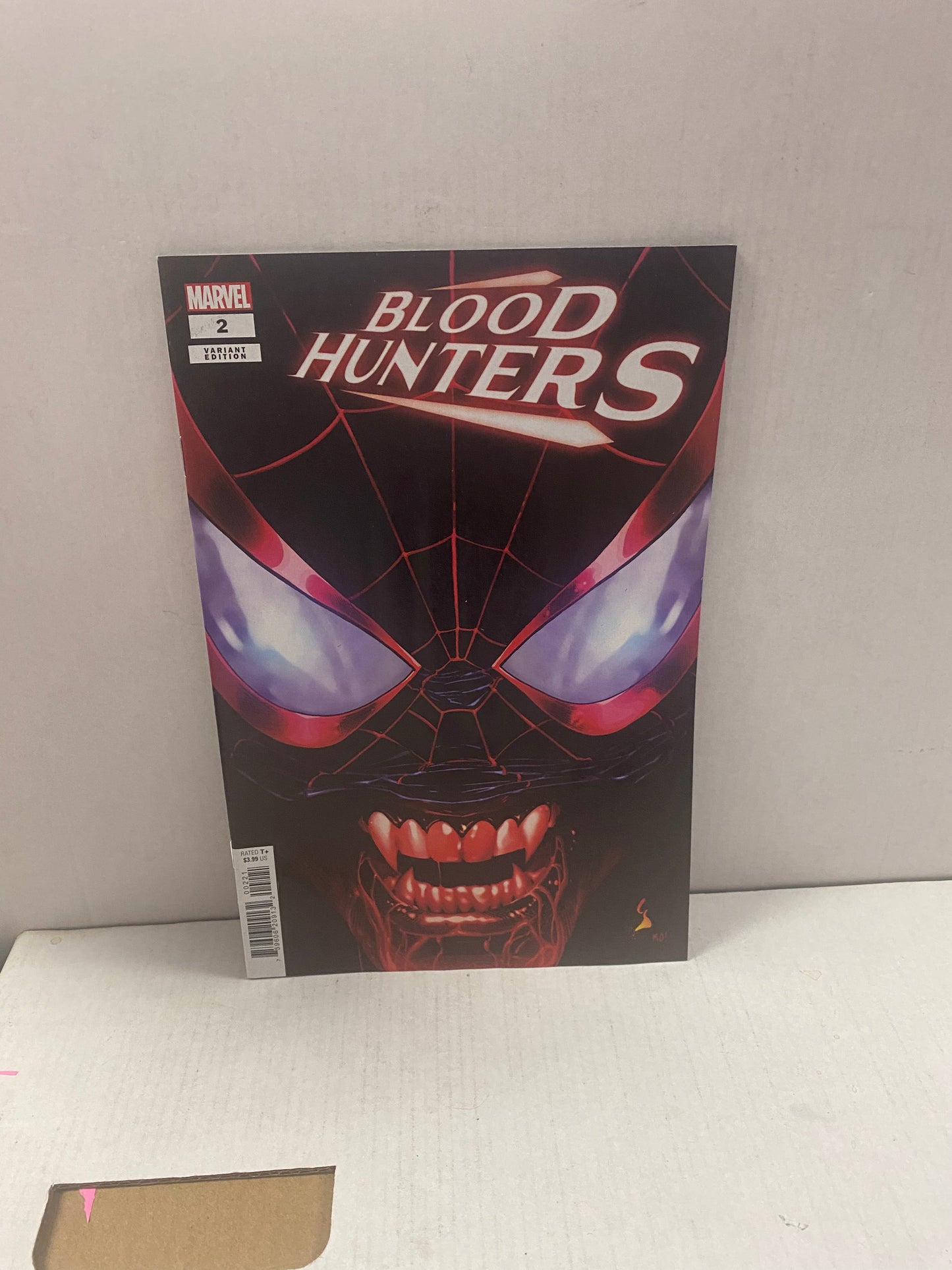 MARVEL COMICS BLOOD HUNTERS 2  VARIANT