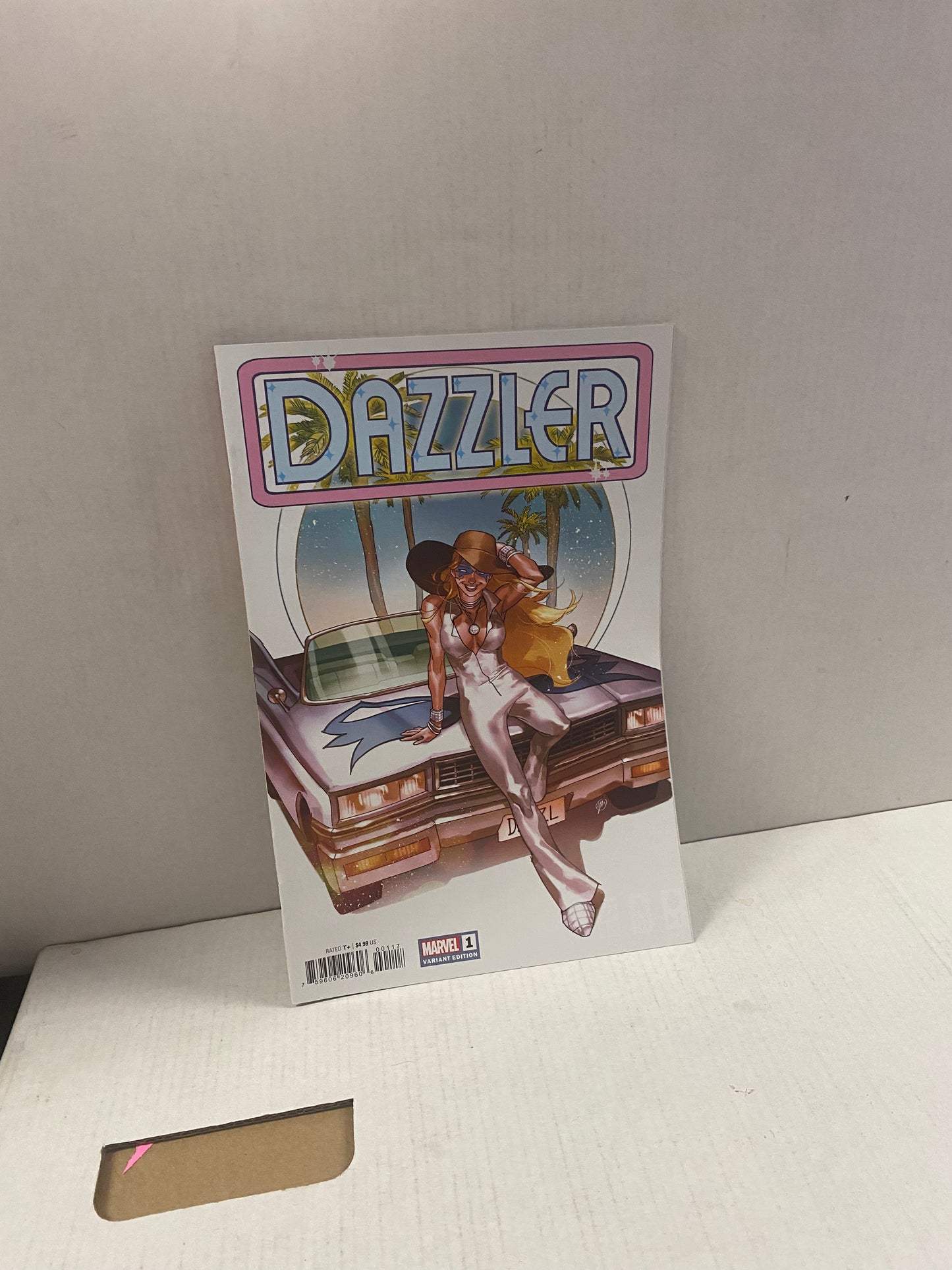 MARVEL COMICS DAZZLER 1 VARIANT