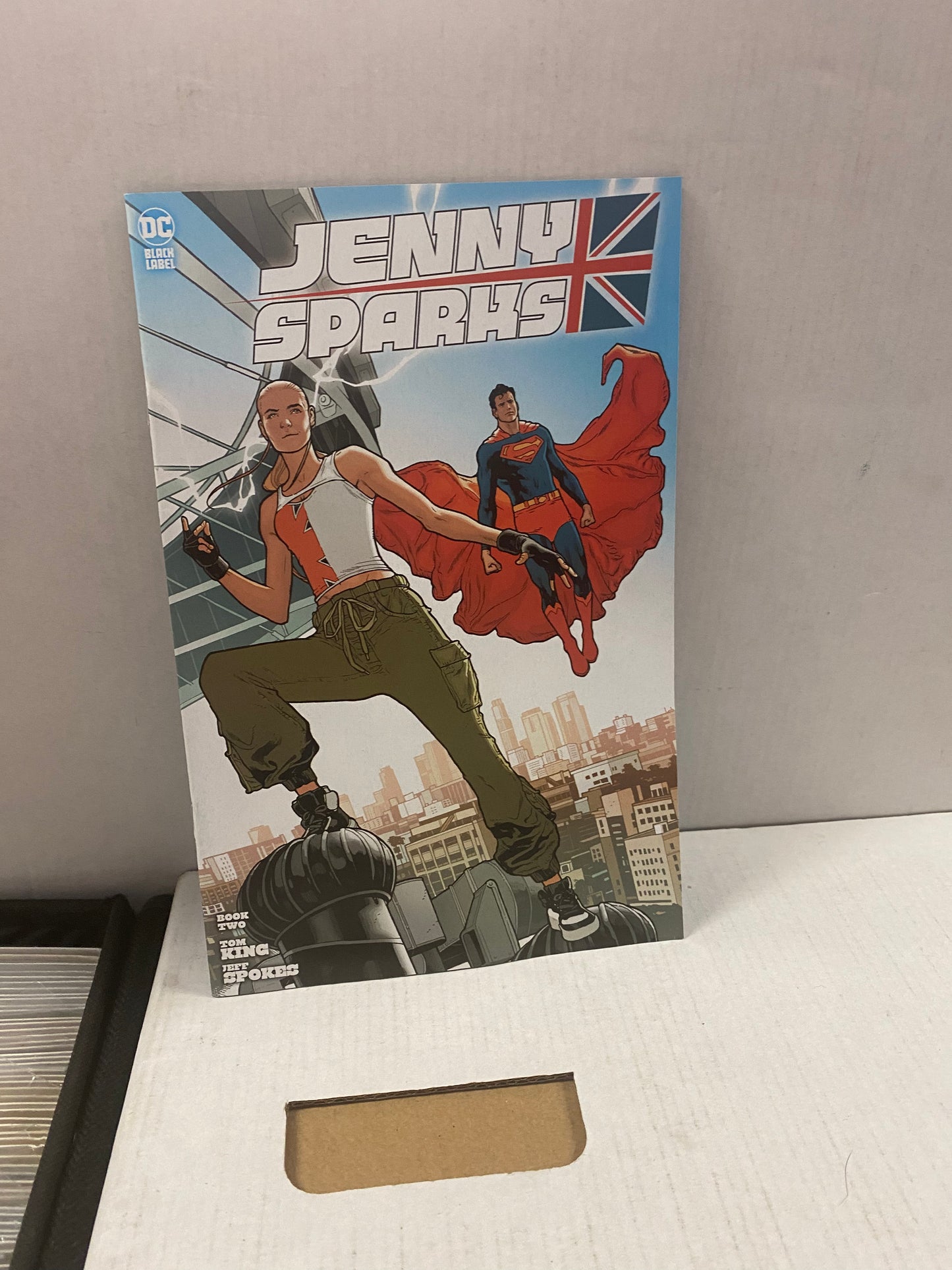 DC COMICS JENNY SPARKS #2