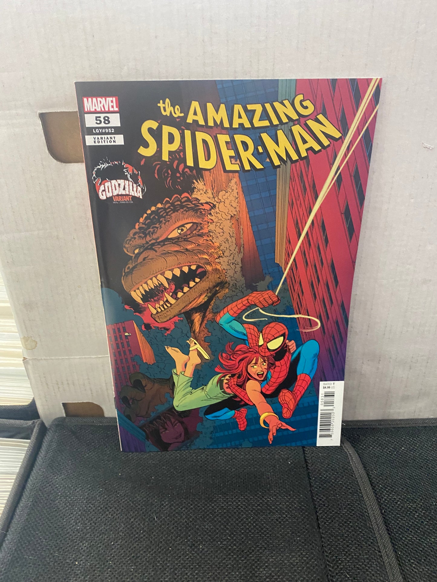 MARVEL COMICS THE AMAZING SPIDER-MAN 58 VARIANT C