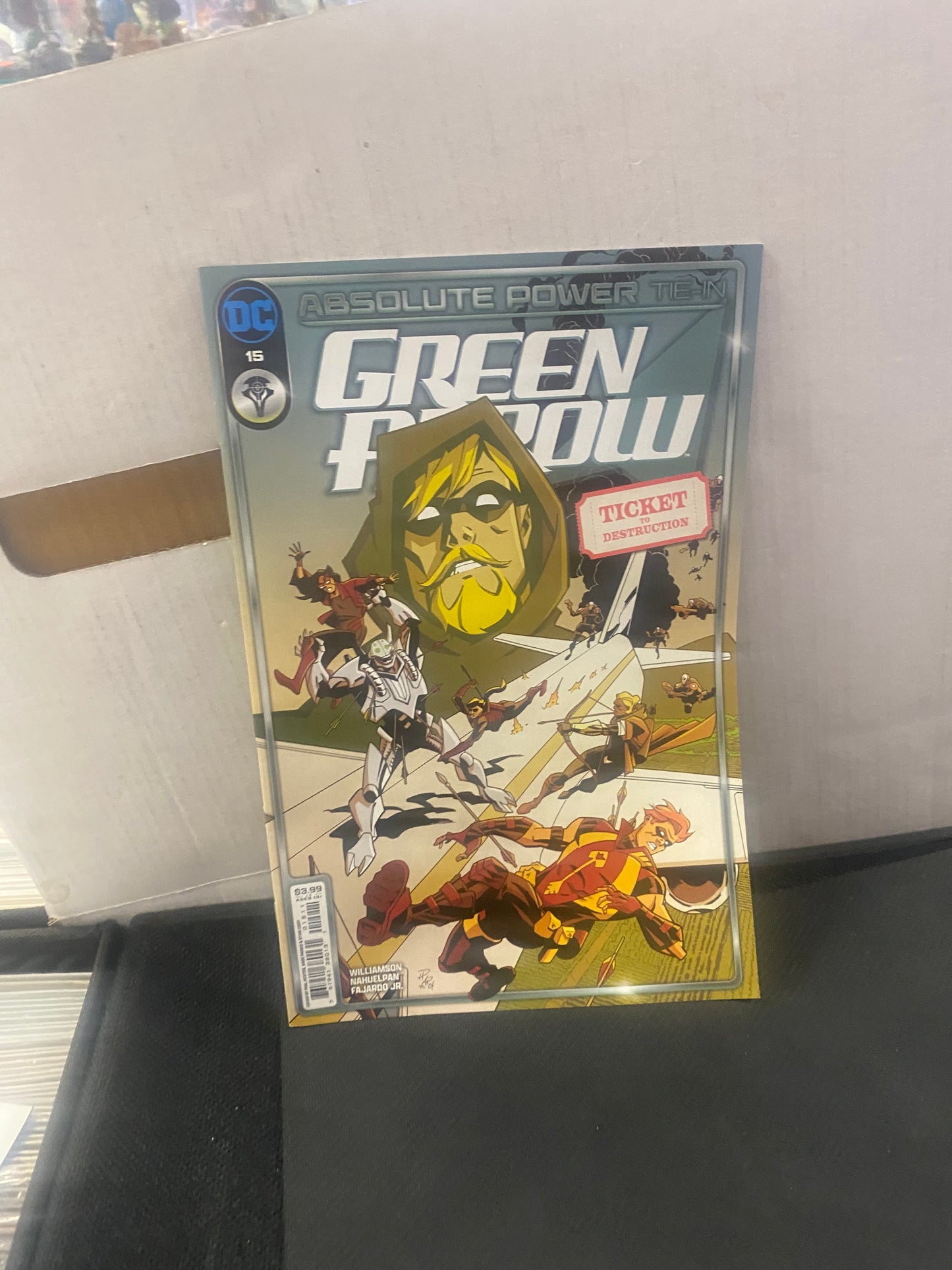 DC COMICS GREEN ARROW 15