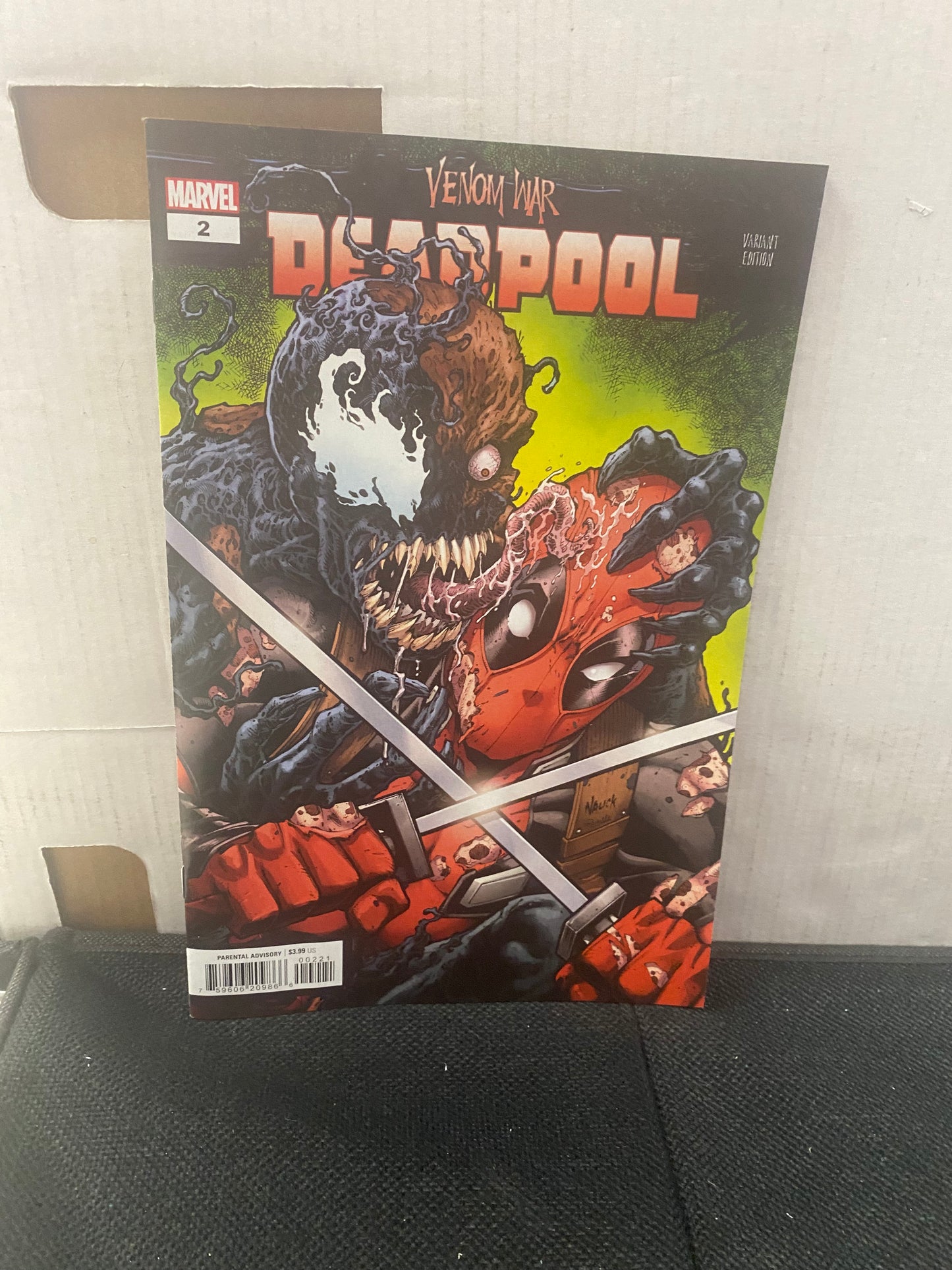 MARVEL COMICS VENOM WAR DEADPOOL #2 COVER B