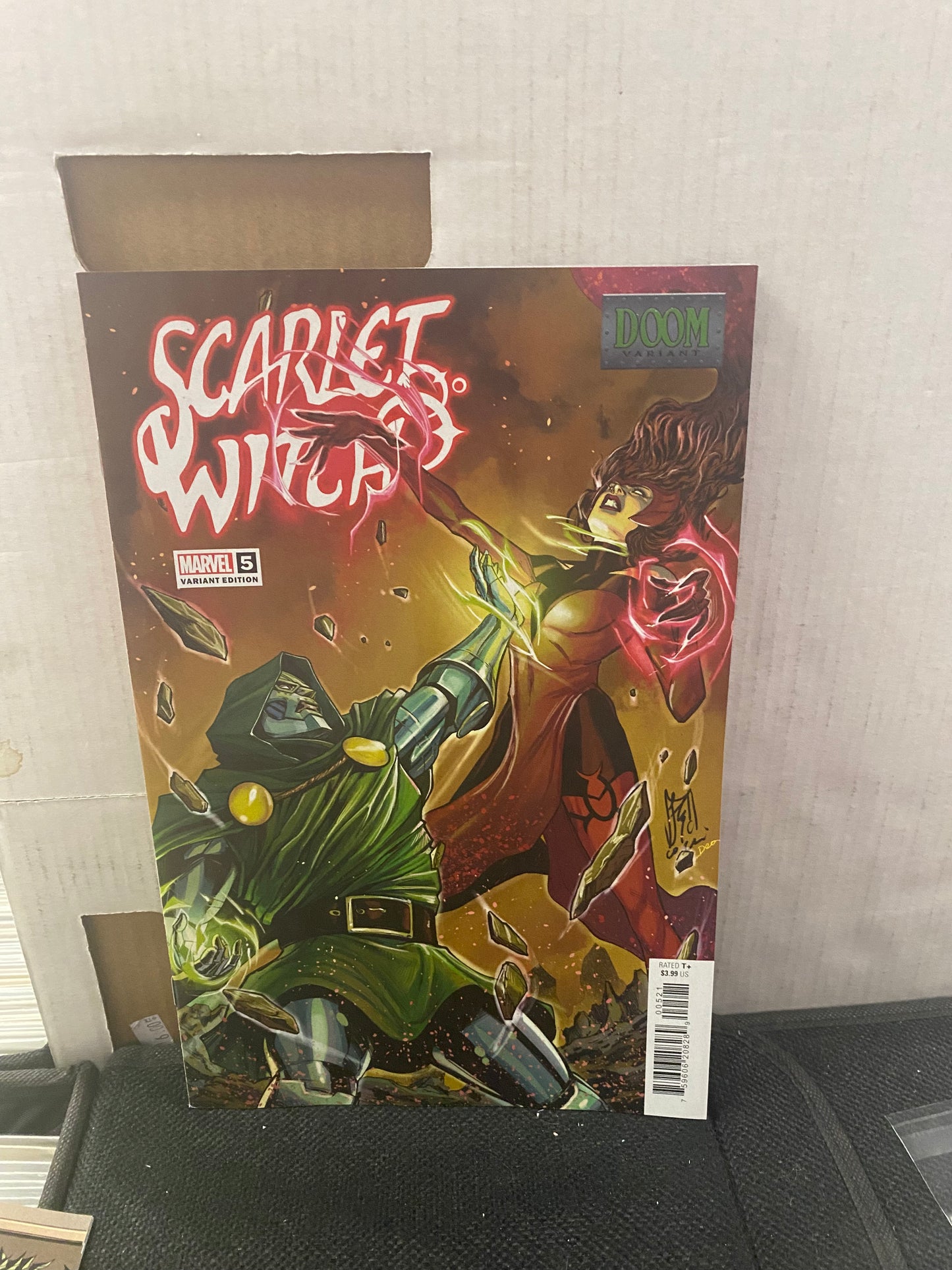 MARVEL COMICS SCARLET WITCH #5 COVER B