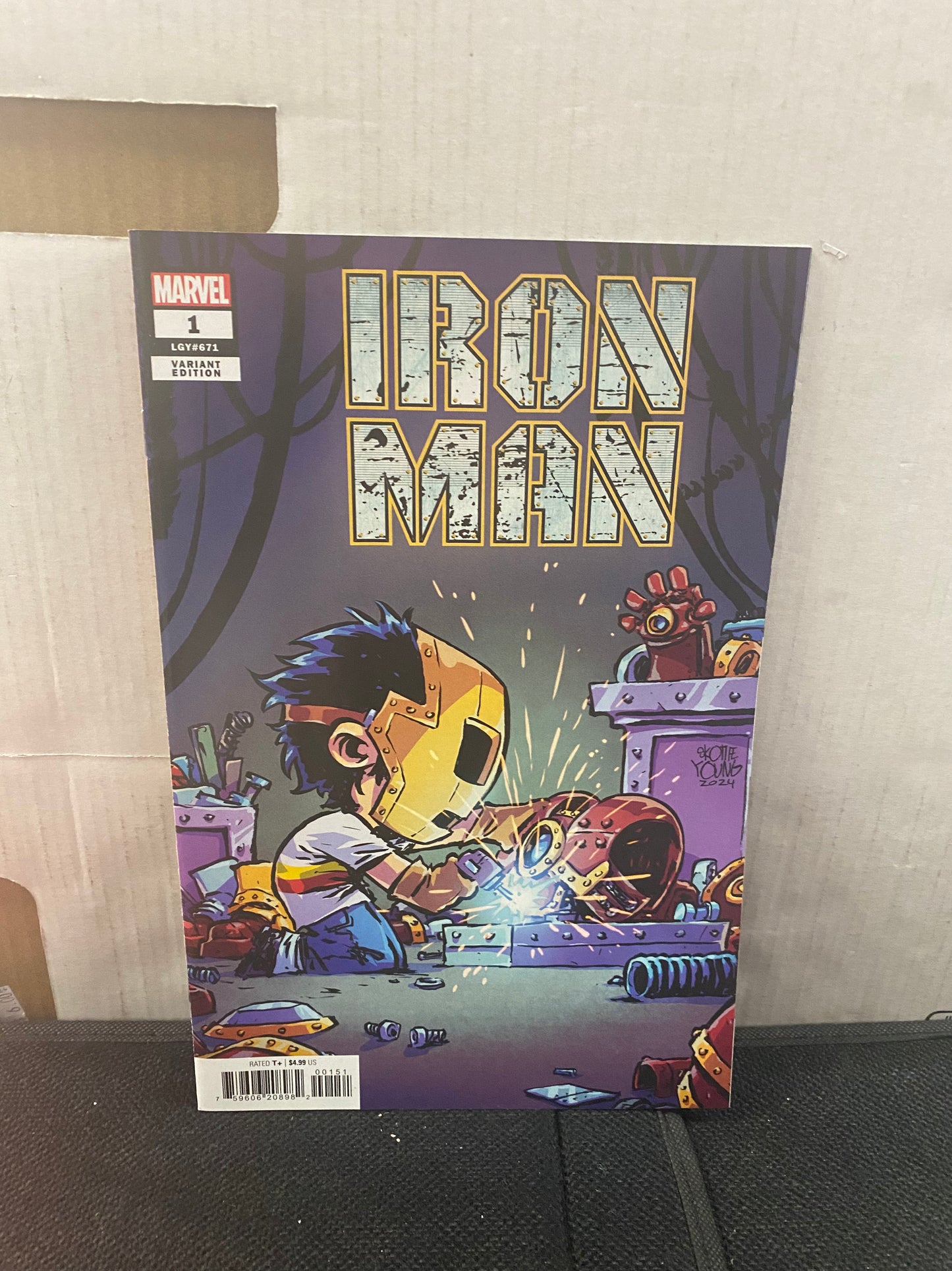 MARVEL COMICS IRON MAN #1 COVER E