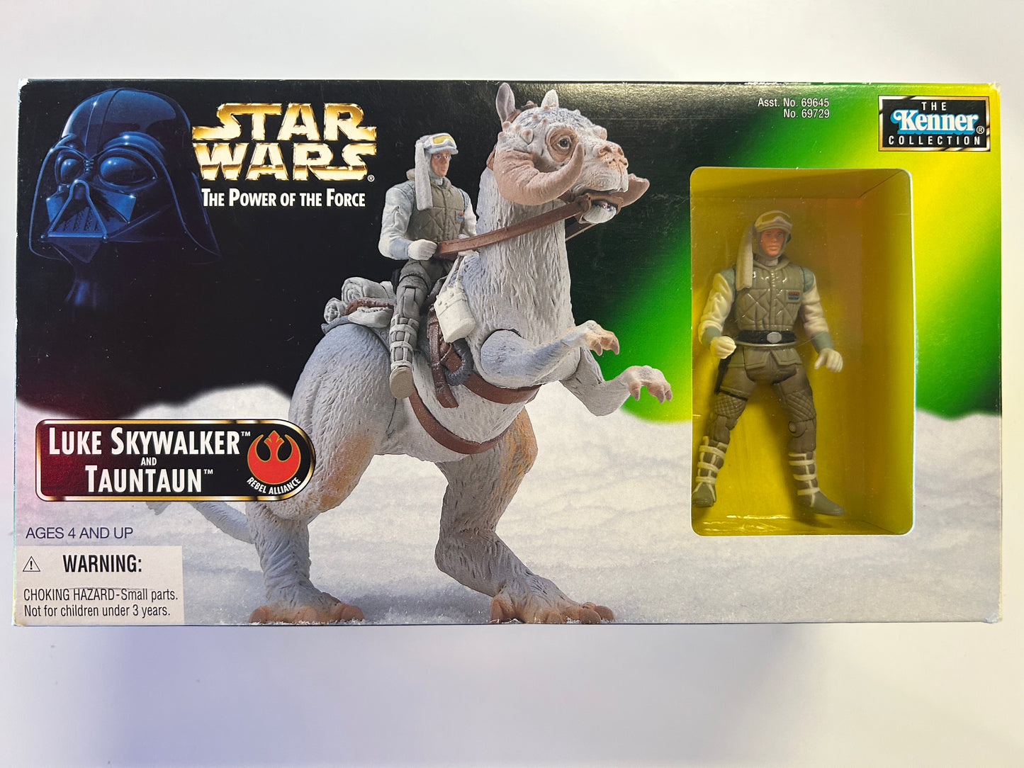 KENNER STAR WARS THE POWER OF THE FORCE LUKE SKYWALKER AND TAUNTAUN (1997) NEW IN BOX NEAR MINT