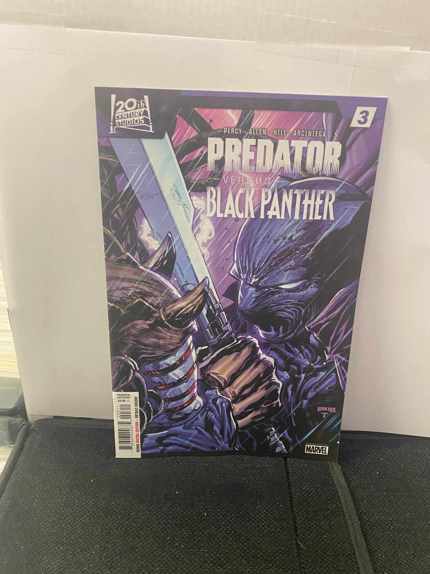 MARVEL COMICS PREDATOR VS BLACK PANTHER #3