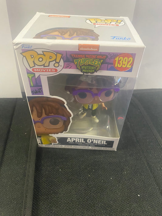 FUNKO POP MOVIES TEENAGE MUTANT NINJA TURTLES MUTANT MAYHEM #1392 APRIL O NEIL