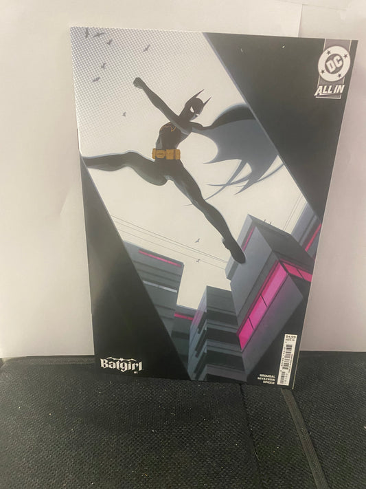 DC COMICS BATGIRL #1 COVER B