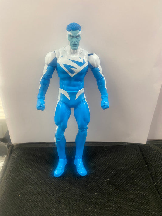 DC MULTIVERSE SUPERMAN BLUE FIGURE