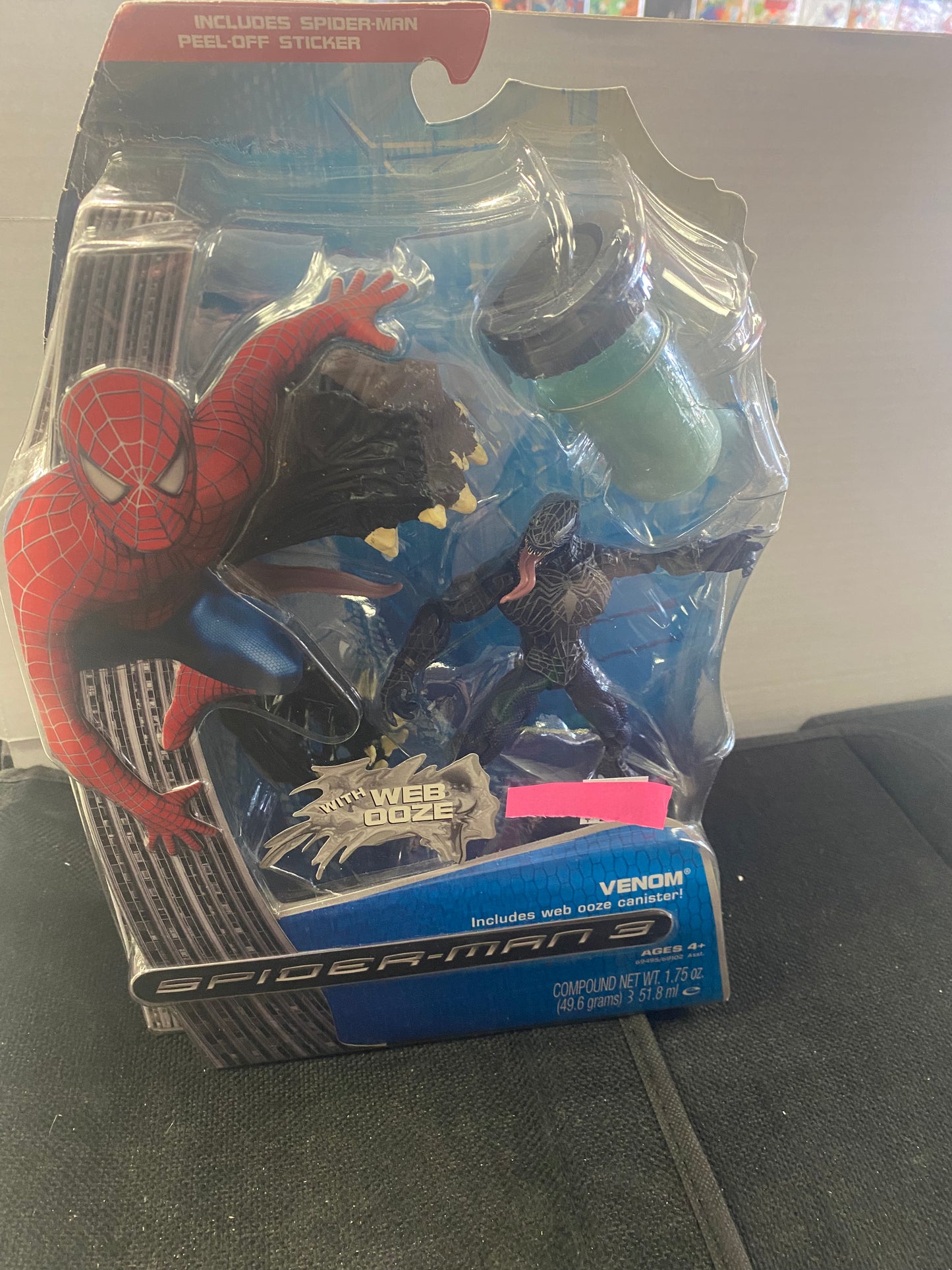 HASBRO VENOM SPIDER-MAN 3 WITH WEB OOZE CANISTER