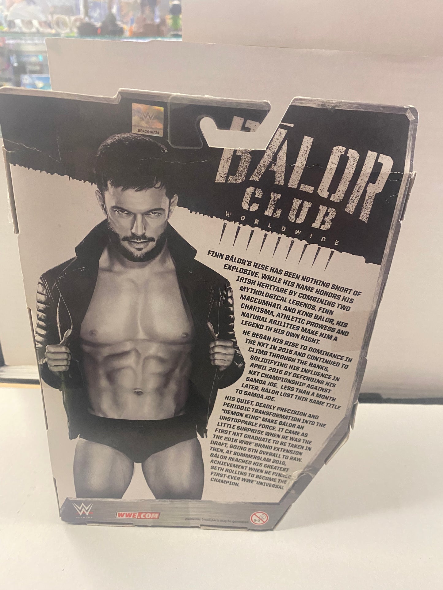 WWE ELITE COLLECTION RINGSIDE COLLECTABLES EXCLUSIVE FINN BALOR (2016)