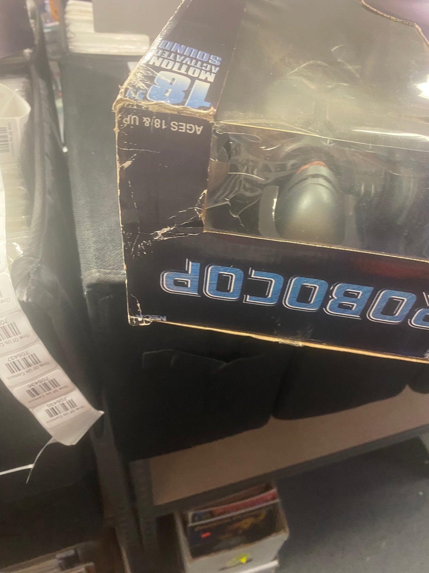 NECA ROBOCOP WITH 18 MOTION ACTIVATED SOUNDS