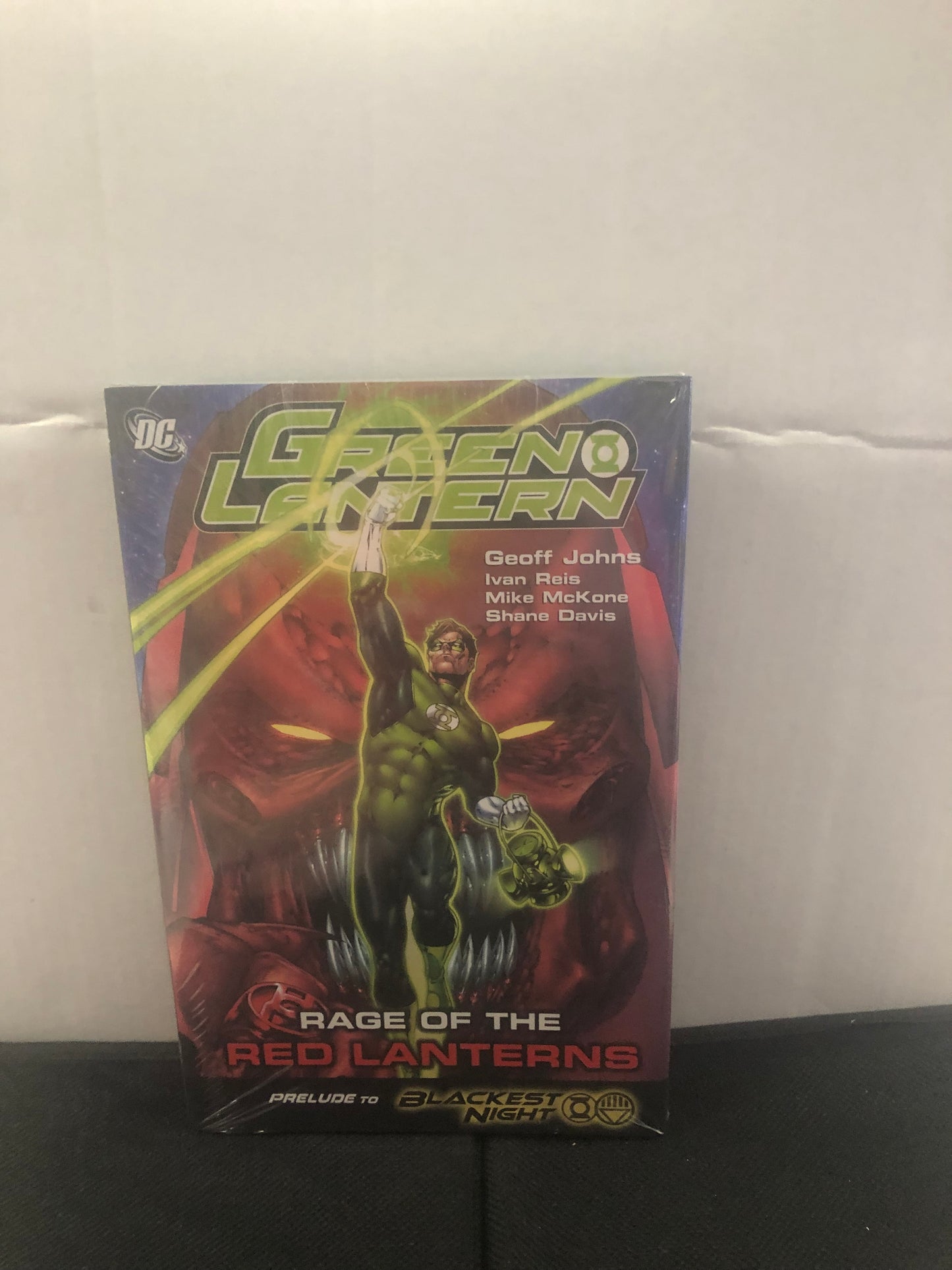 DC COMICS GREEN LANTERN RAGE OF THE RED LANTERNS TRADE (2010)