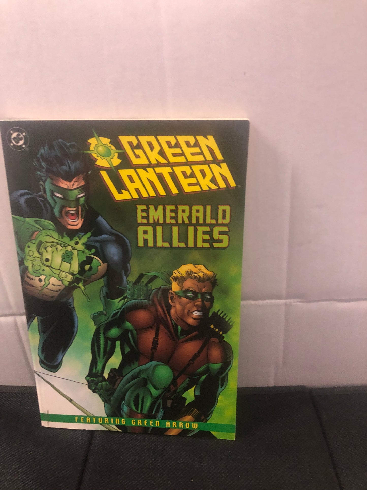 DC COMICS GREEN LANTERN EMERALD ALLIES (2000)