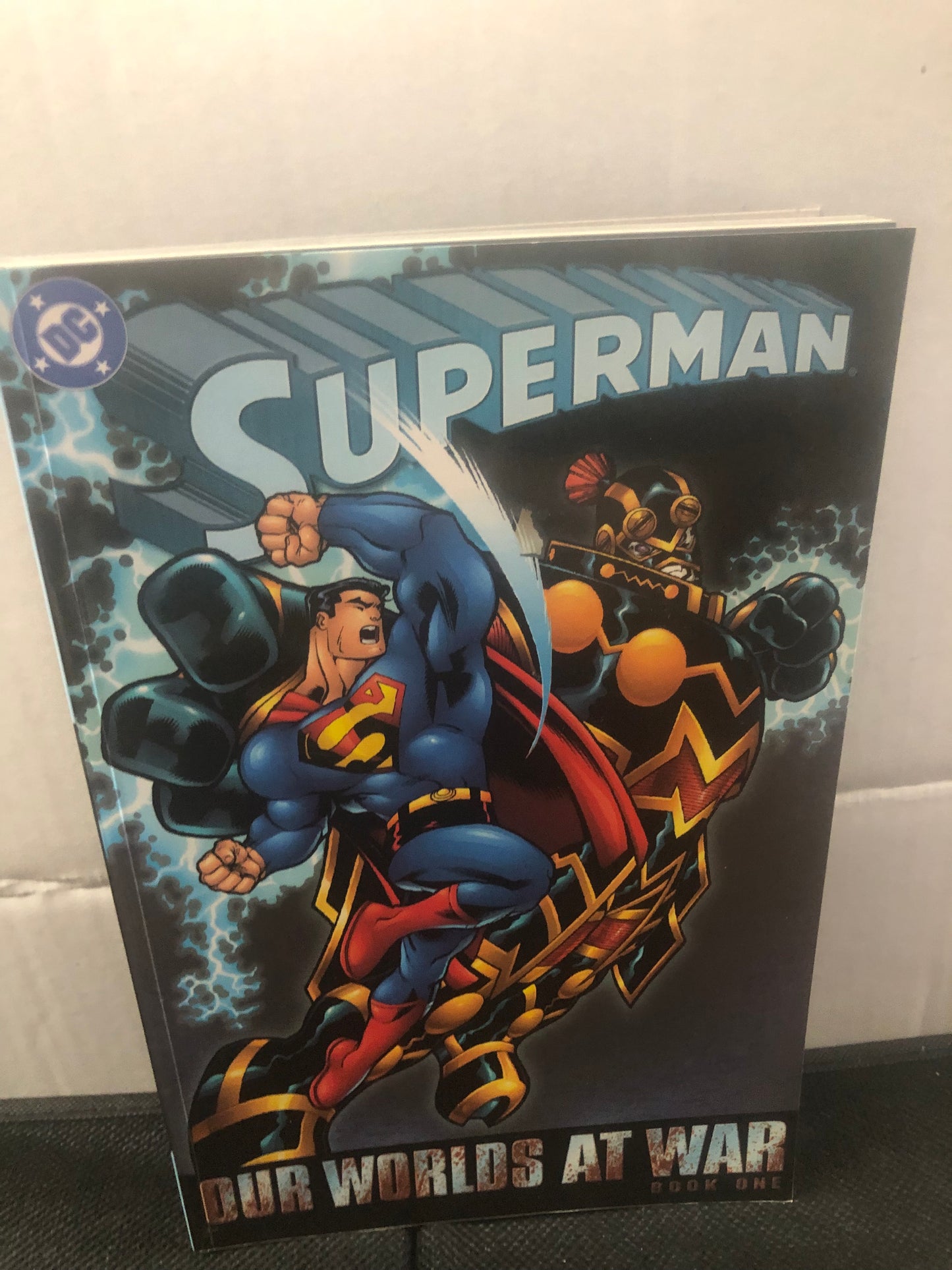 DC COMICS SUPERMAN OUR WORLDS AT WAR BOOK ONE (2002)