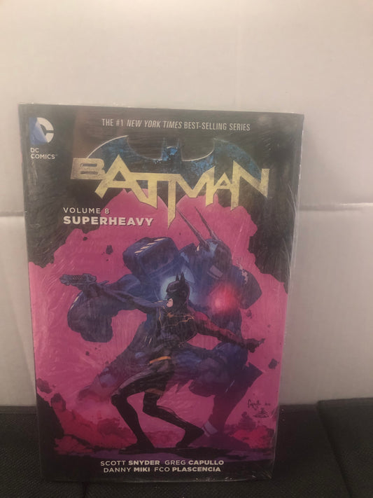 DC COMICS BATMAN VOLUME EIGHT SUPERHEAVY (2016)