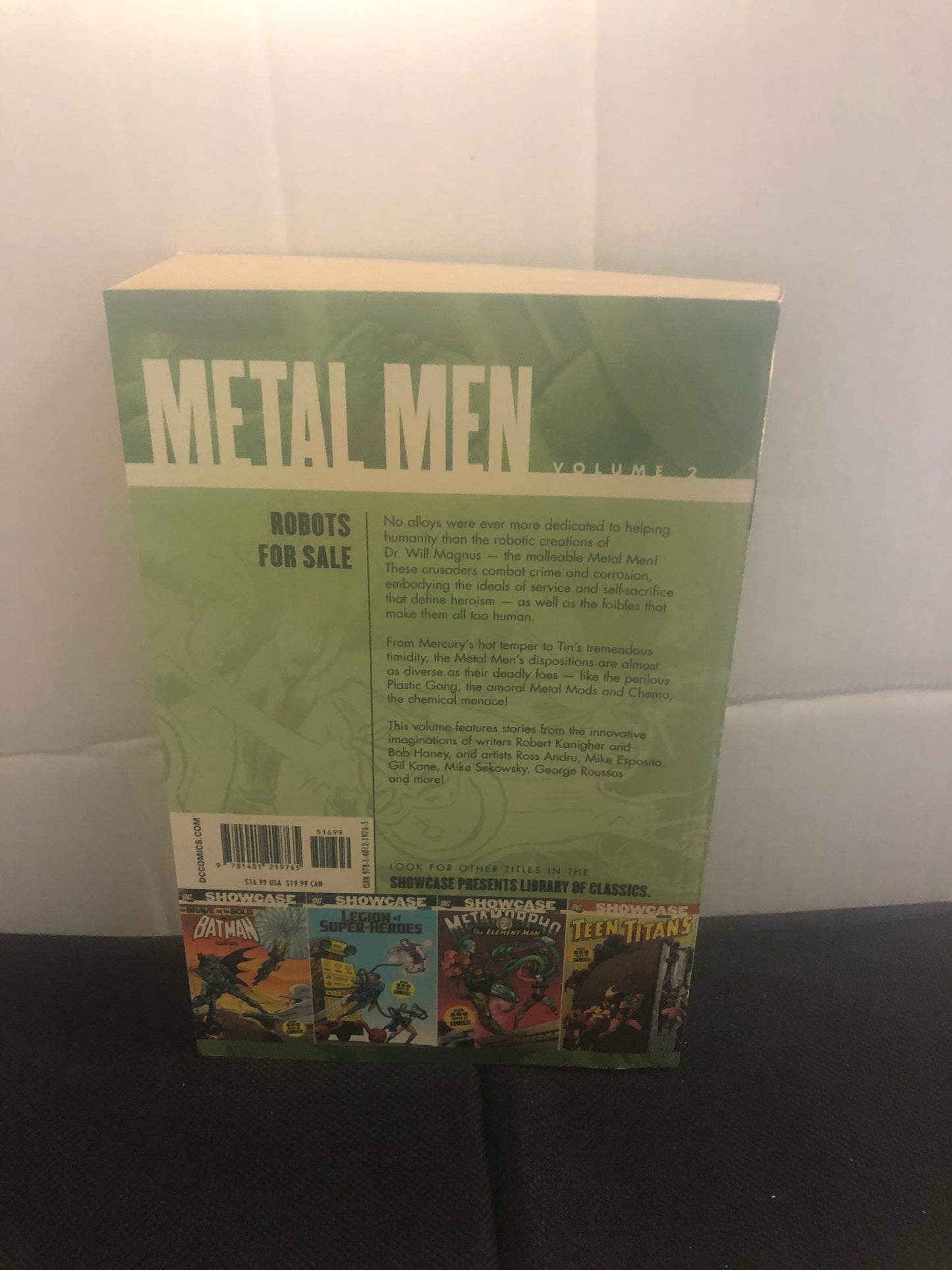 DC COMICS SHOWCASE PRESENTS METAL MEN VOLUME TWO (2008)