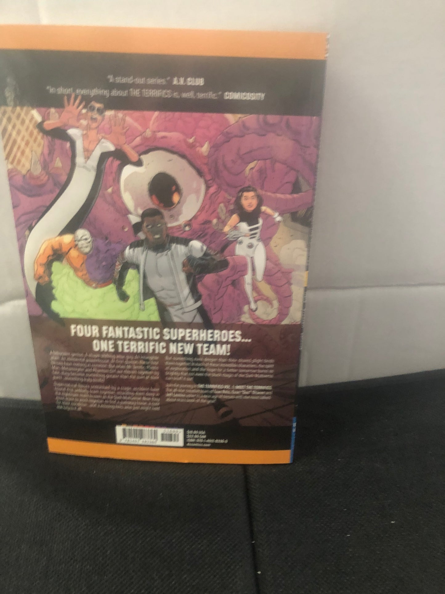 DC COMICS THE TERRIFICS VOLUME ONE MEET THE TERRIFICS (2018)