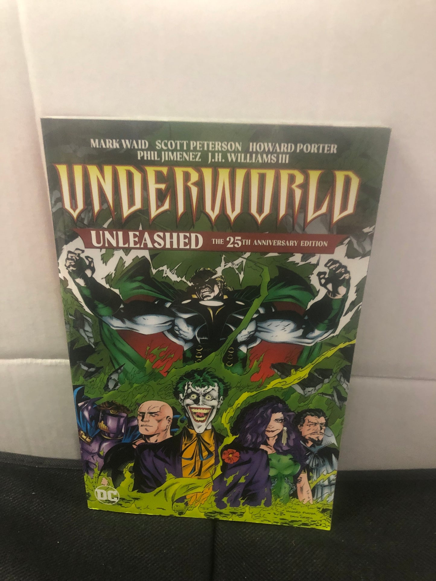 DC COMICS UNDERWORLD UNLEASHED 25TH ANNIVERSARY EDITION (2020)