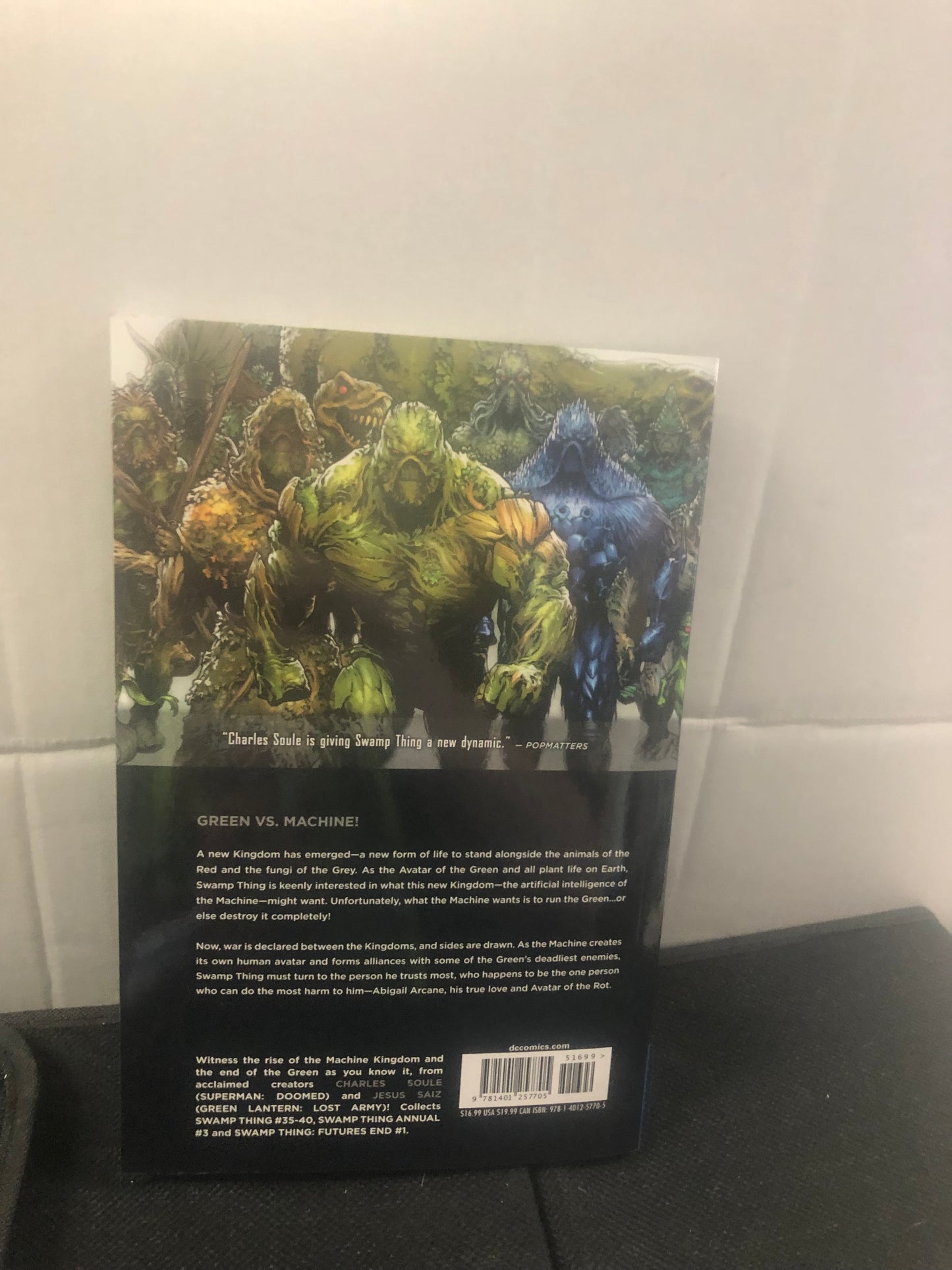 DC COMICS SWAMP THING VOLUME SEVEN SEASONS END (2015)