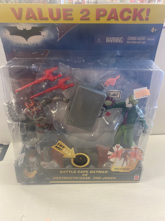 MATTEL THE DARK KNIGHT BATTLE CAPE BATMAN VS DESTRUCTOR-CASE THE JOKER
