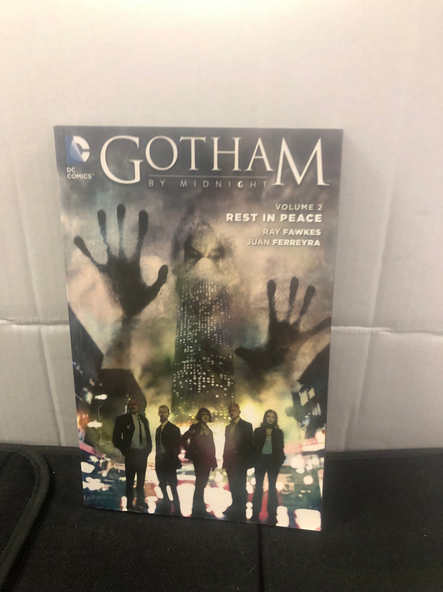 DC COMICS GOTHAM BY MIDNIGHT VOLUME TWO REST IN PEACE (2016)