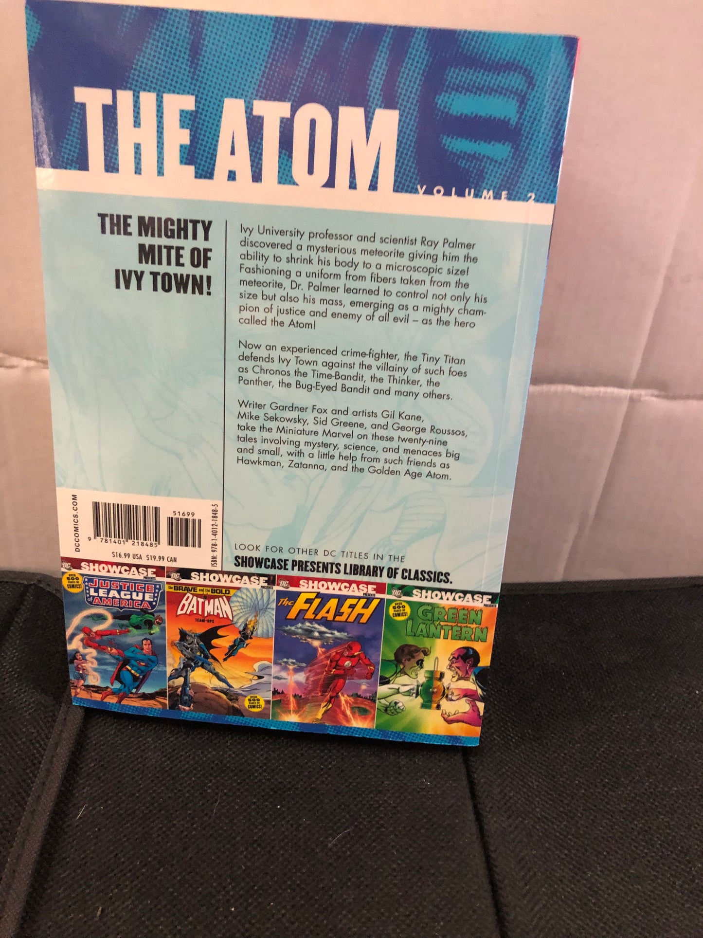 DC COMICS SHOWCASE PRESENTS THE ATOM VOLUME TWO (2008)