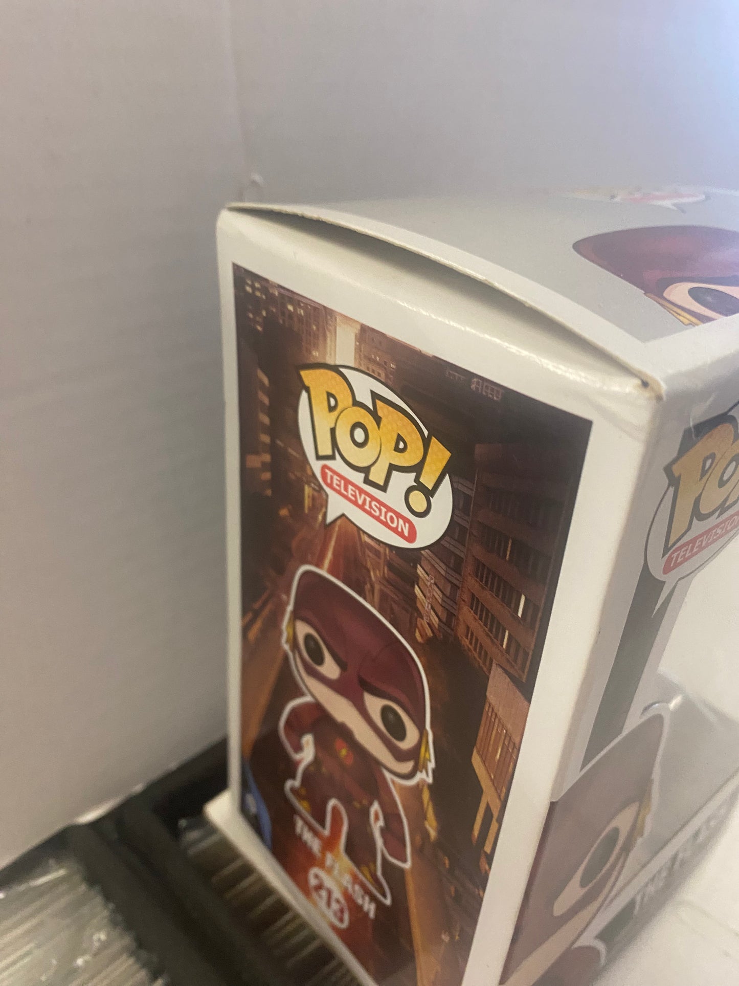 FUNKO POP TELEVISION THE FLASH # 213 THE FLASH