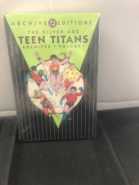 DC COMICS DC ARCHIVE EDITION THE SILVER AGE TEEN TITANS VOLUME ONE (2003)