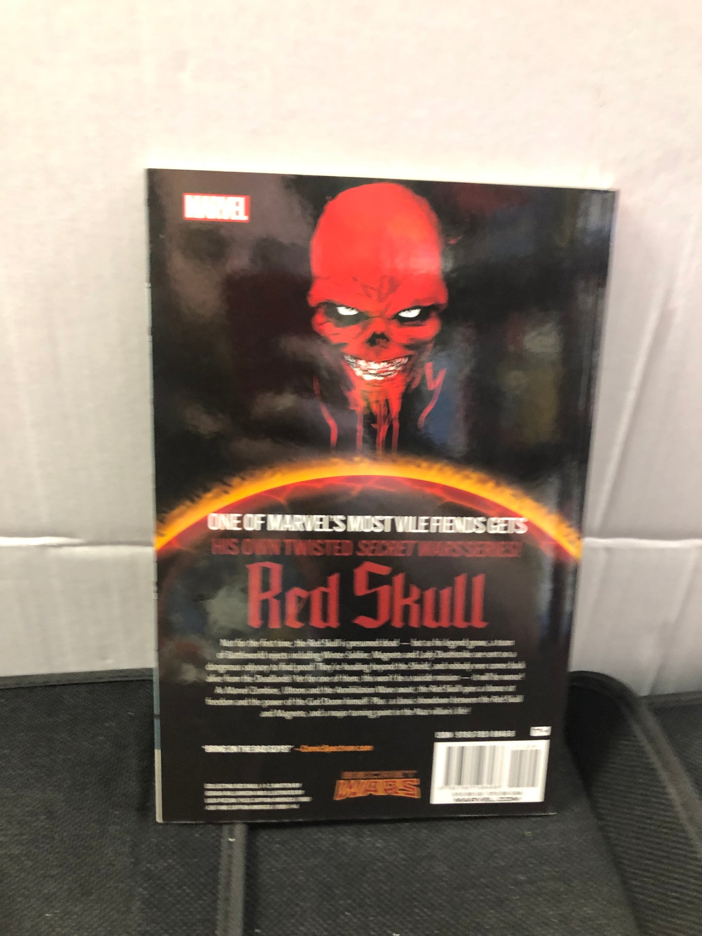 MARVEL COMICS RED SKULL (2016)